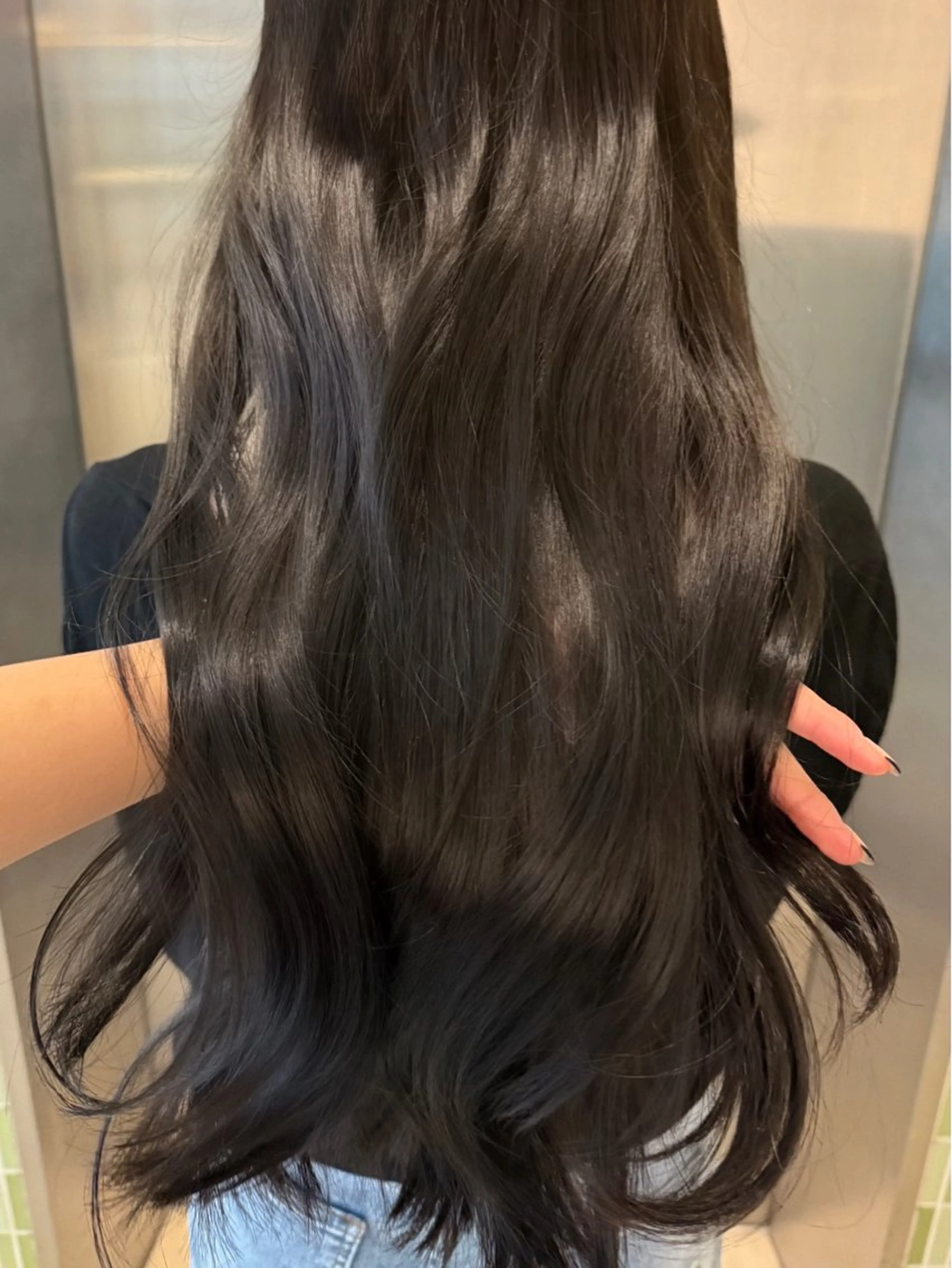 ロング ヘアカラー トリートメント RUKA🩰透明感 寒色カラー/レイヤーのヘアスタイル