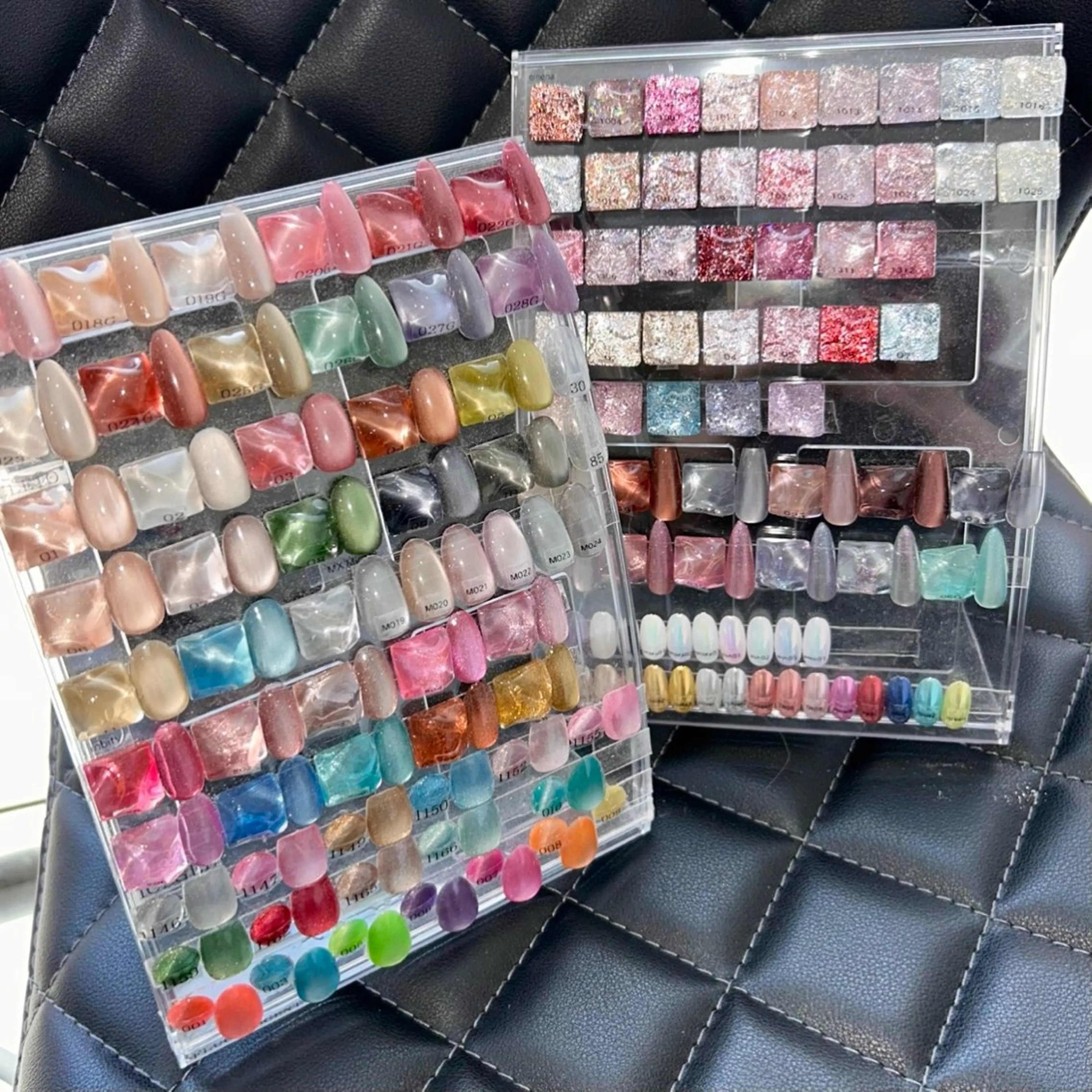 ネイル フラッシュネイル マグネットネイル ハンドネイル RYO /Amourのネイルデザイン