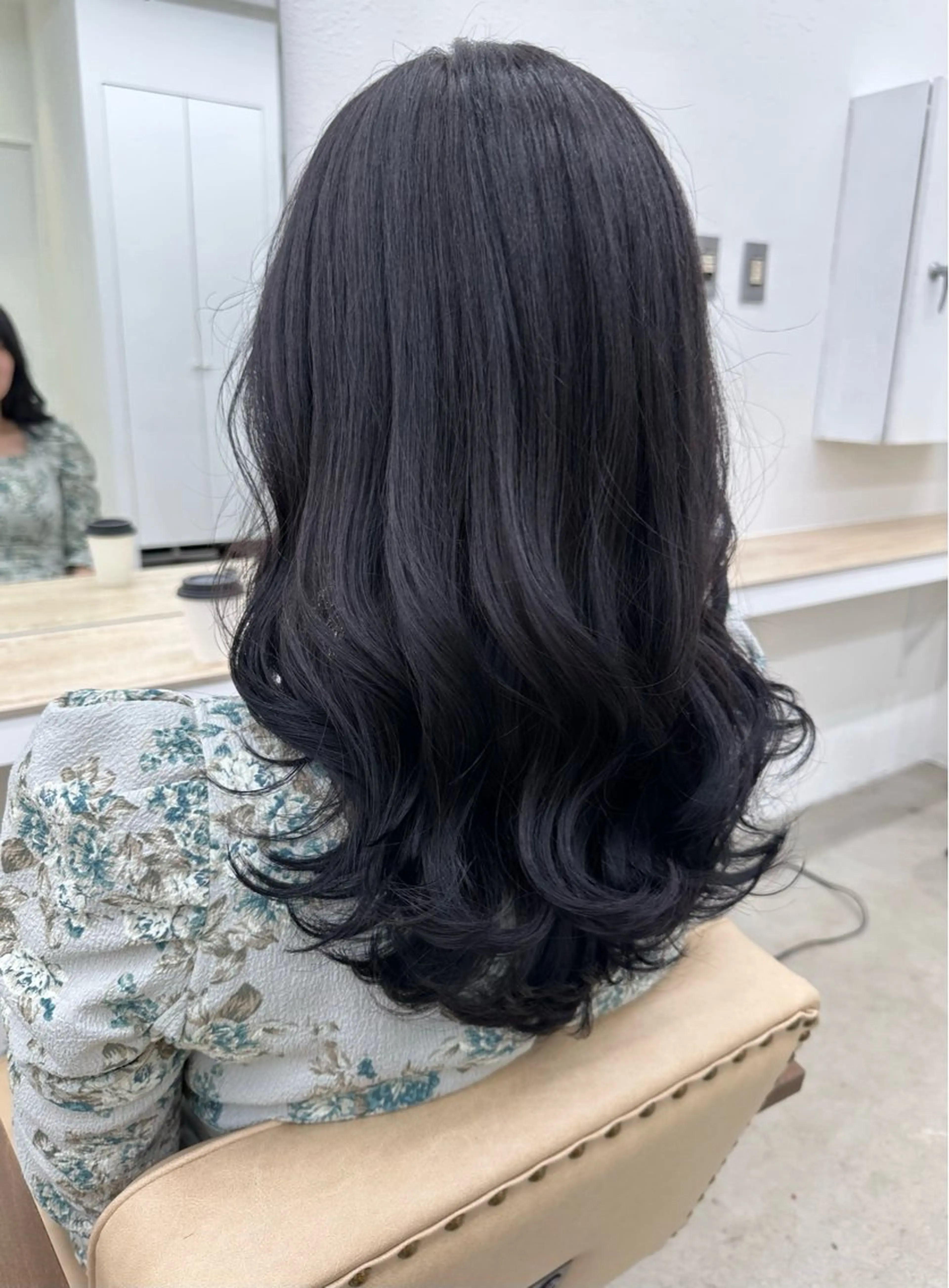 セミロング ブリーチカラー🦋‪ 田中さくらのヘアスタイル