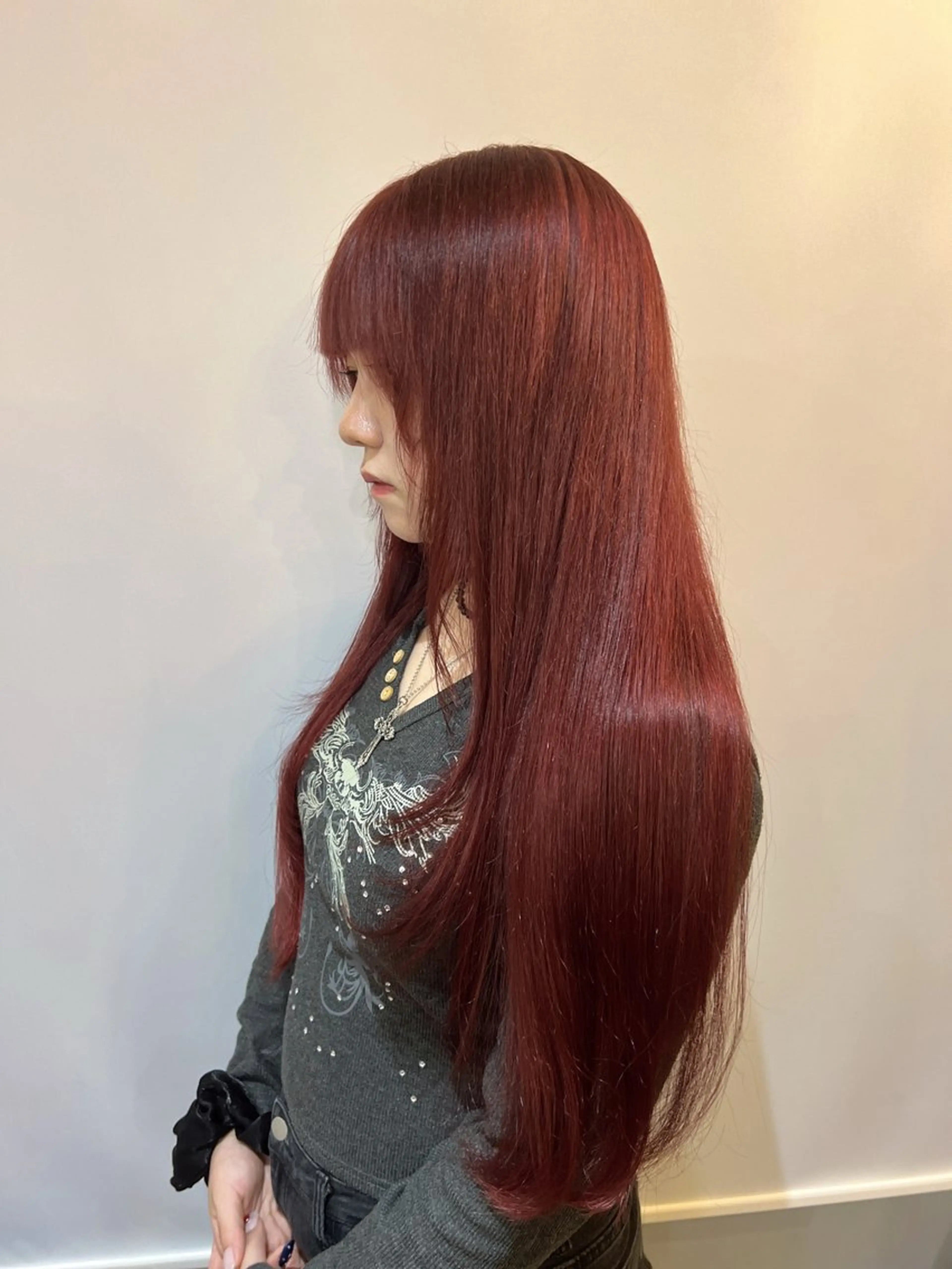 ロング カラー レッドカラー ヘアカラー 💥Miyuu💥 『柏』のヘアスタイル