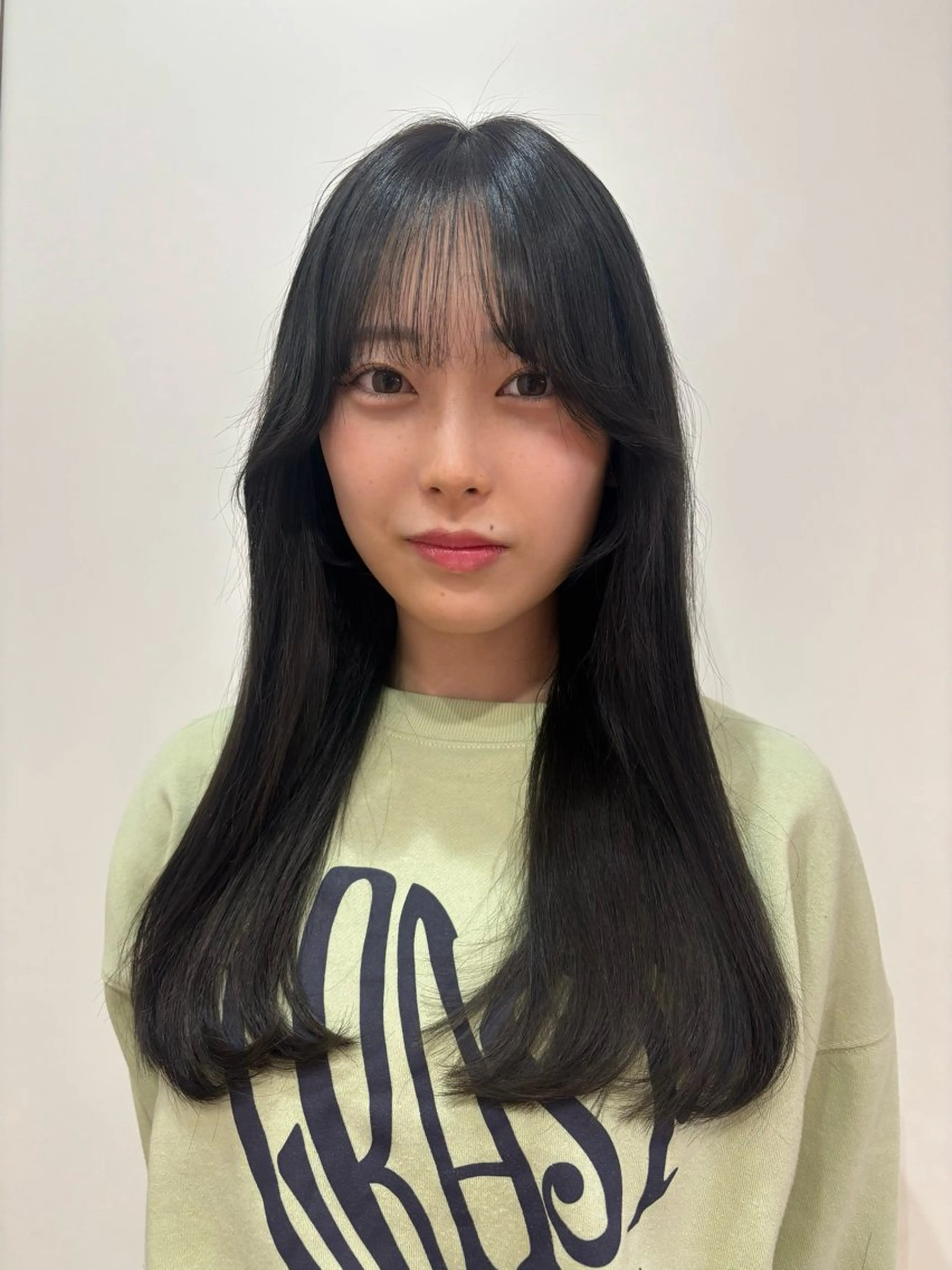 セミロング 透明感/ダブル カラー🧸こころのヘアスタイル