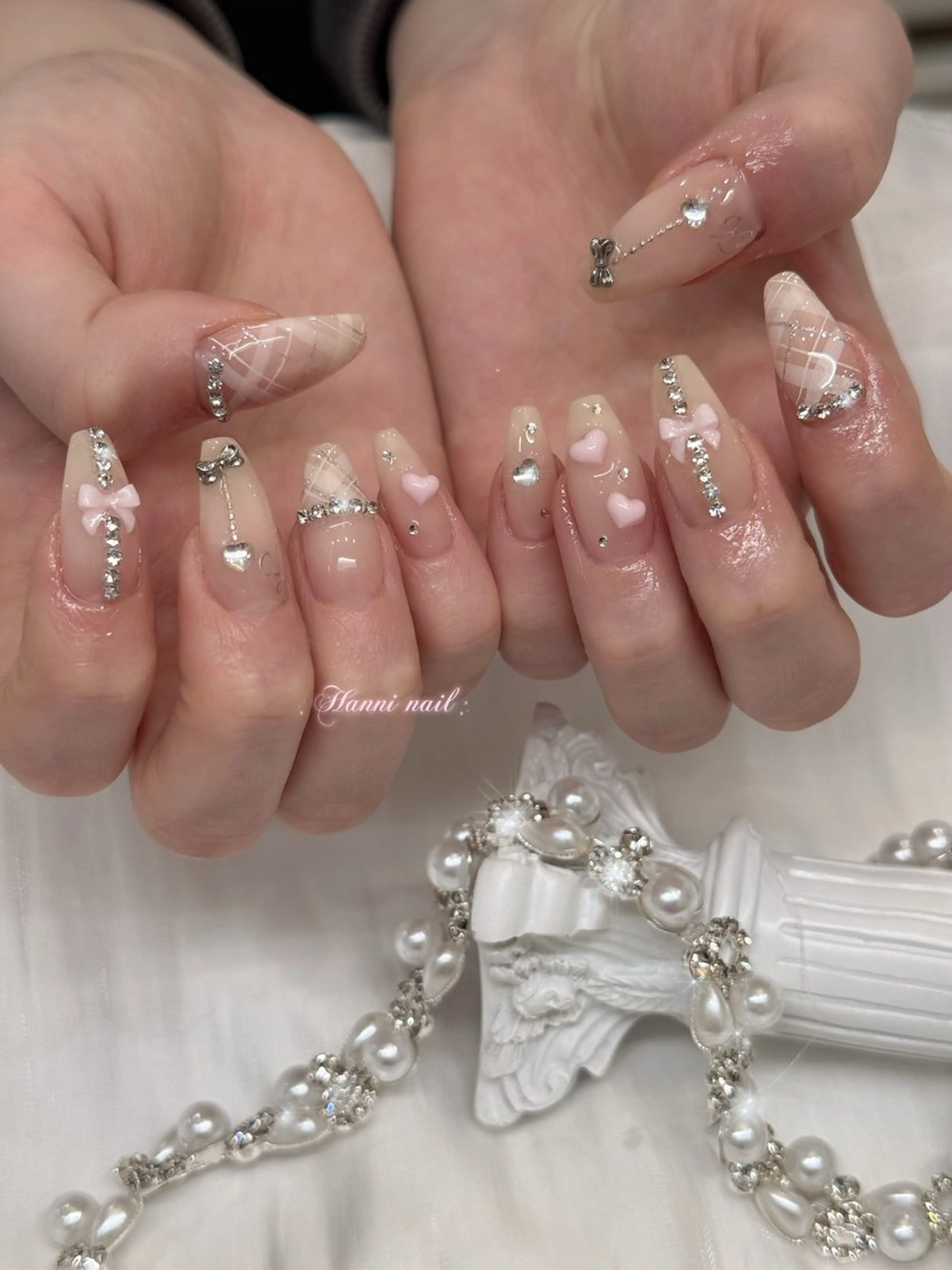 ネイル アートネイル フレンチネイル ジェルネイル 韓国ネイル マグネットネイル ハンドネイル Hanni Nail Salon所属・Hanni ハンのネイルデザイン