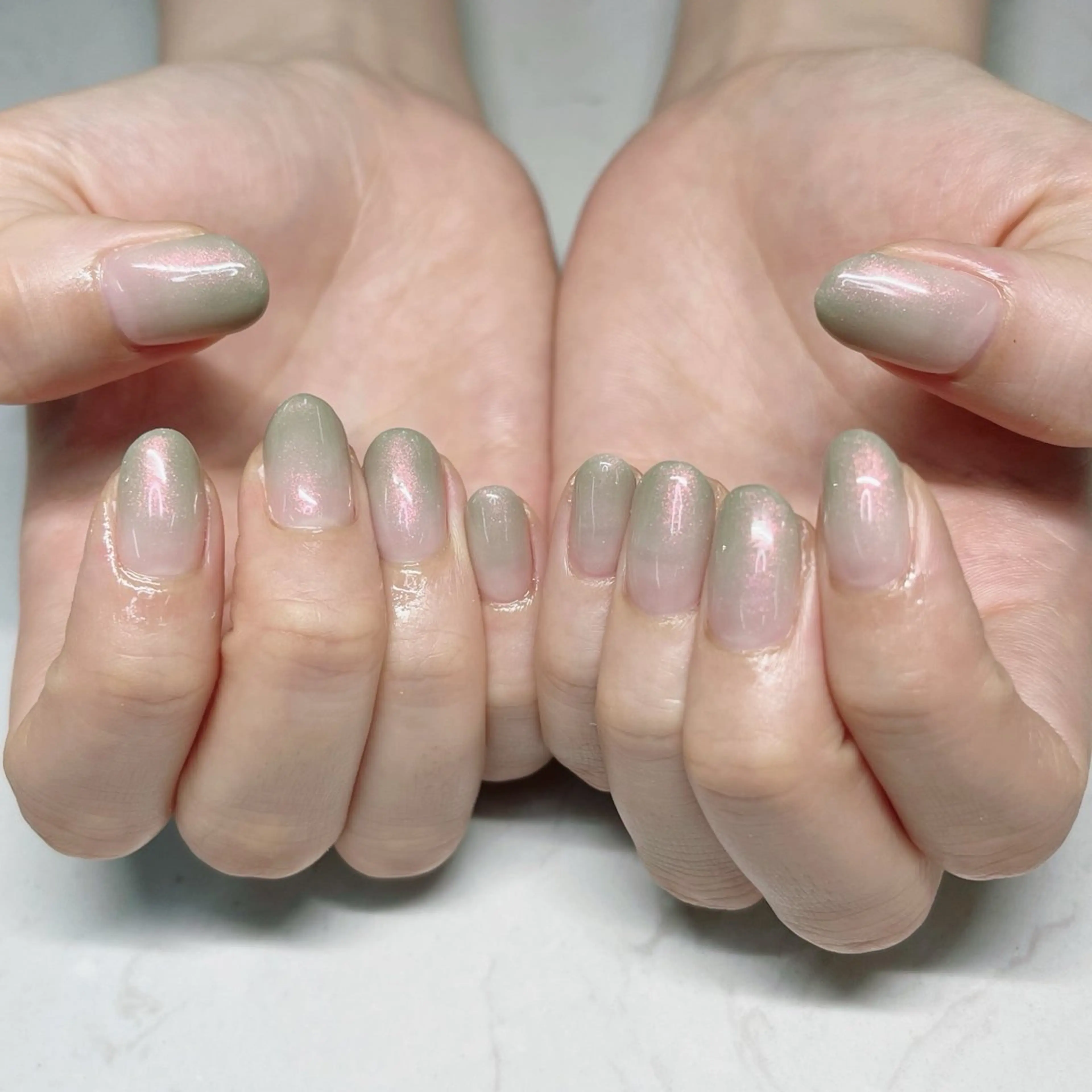 ネイル グラデーション pomy nail 新宿店所属・otomi 🌼*･のネイルデザイン