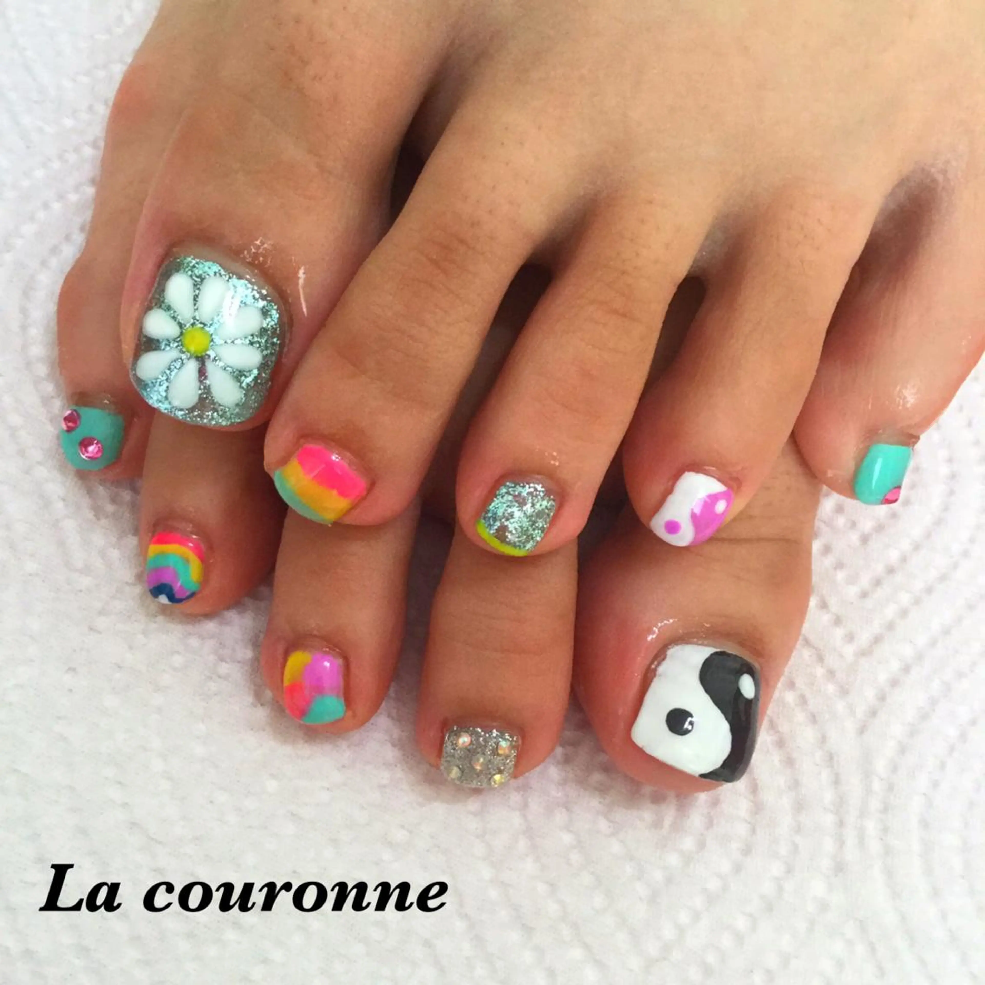 ネイル フットネイル Lacouronne NATSUMIのネイルデザイン