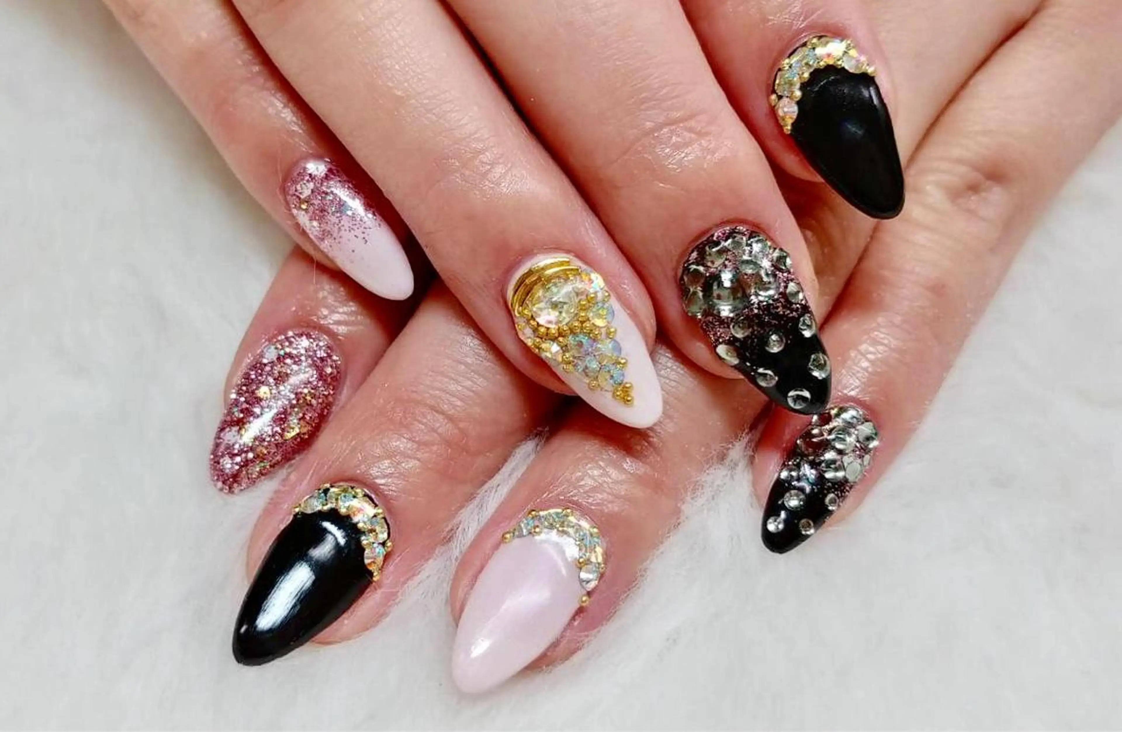 ネイル Nail lieNのネイルデザイン
