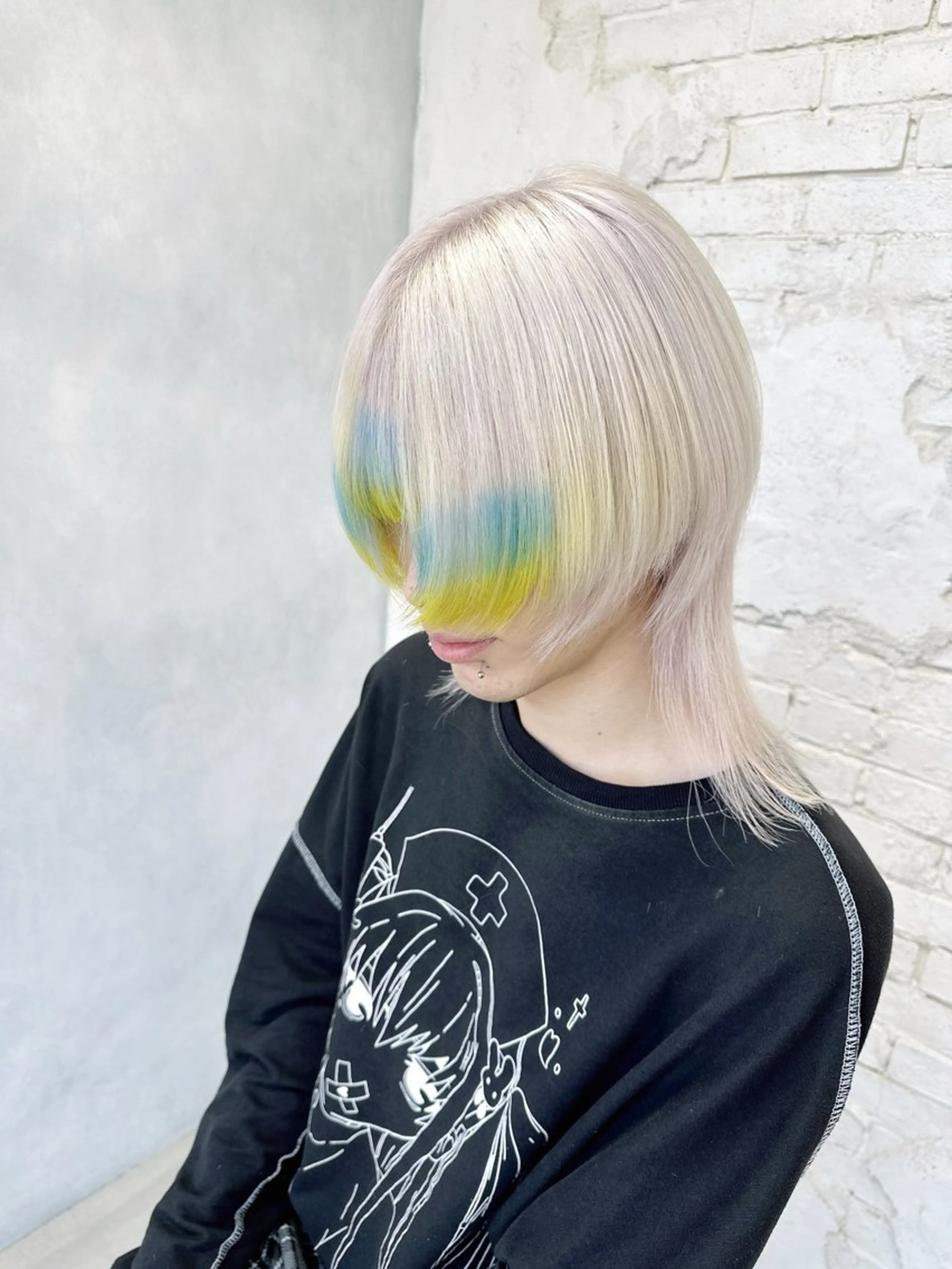 ミディアム カラー ベージュカラー ブリーチ ケアブリーチ ダブルカラー ハイトーンカラー ヘアカラー トリートメント レイヤーブリーチ特化 ホワイト専門/岸のヘアスタイル