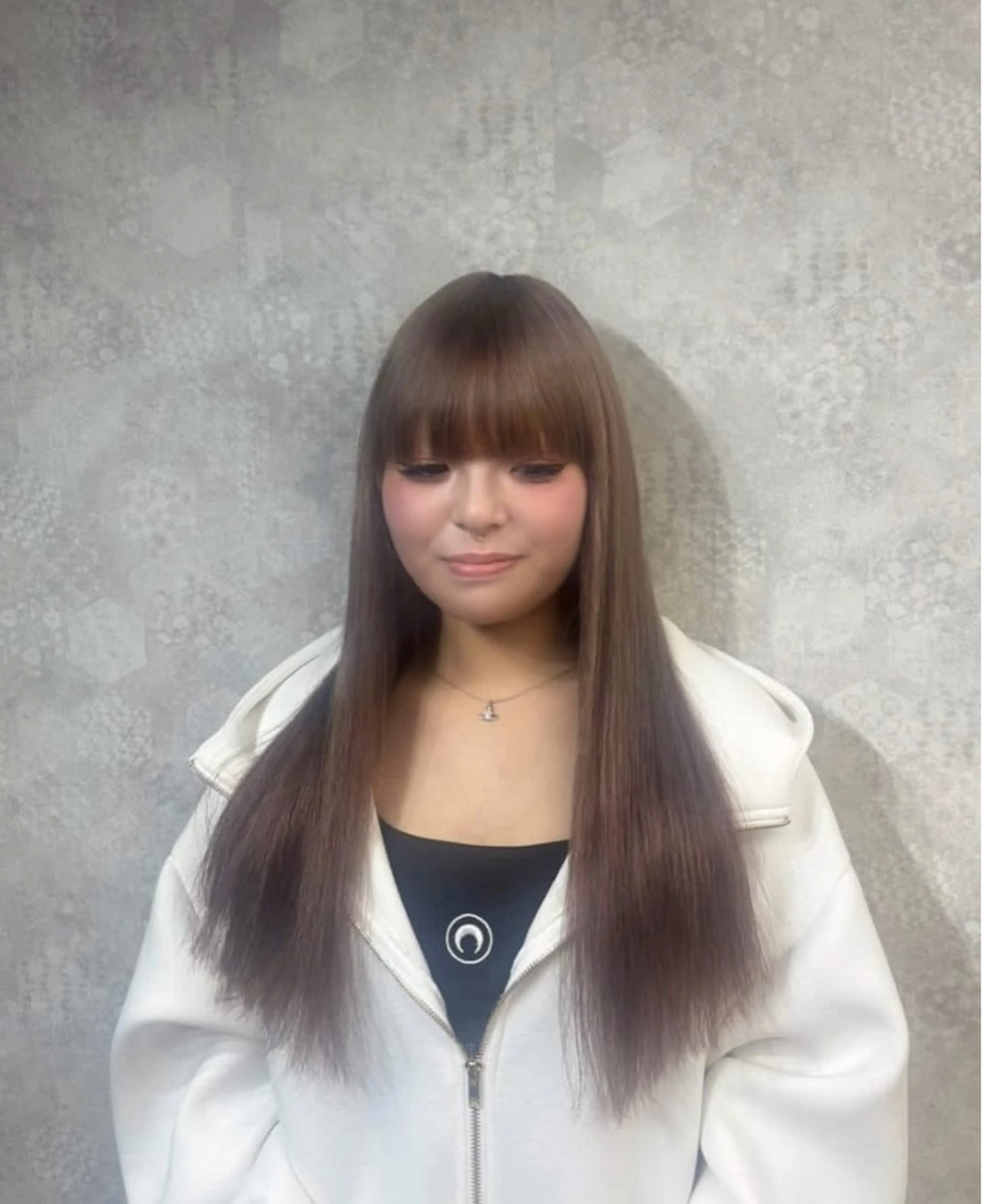 カラー カット ヘアカラー トリートメント ヘアセット ハイトーン/ギャル No.1/ルイヤのヘアスタイル