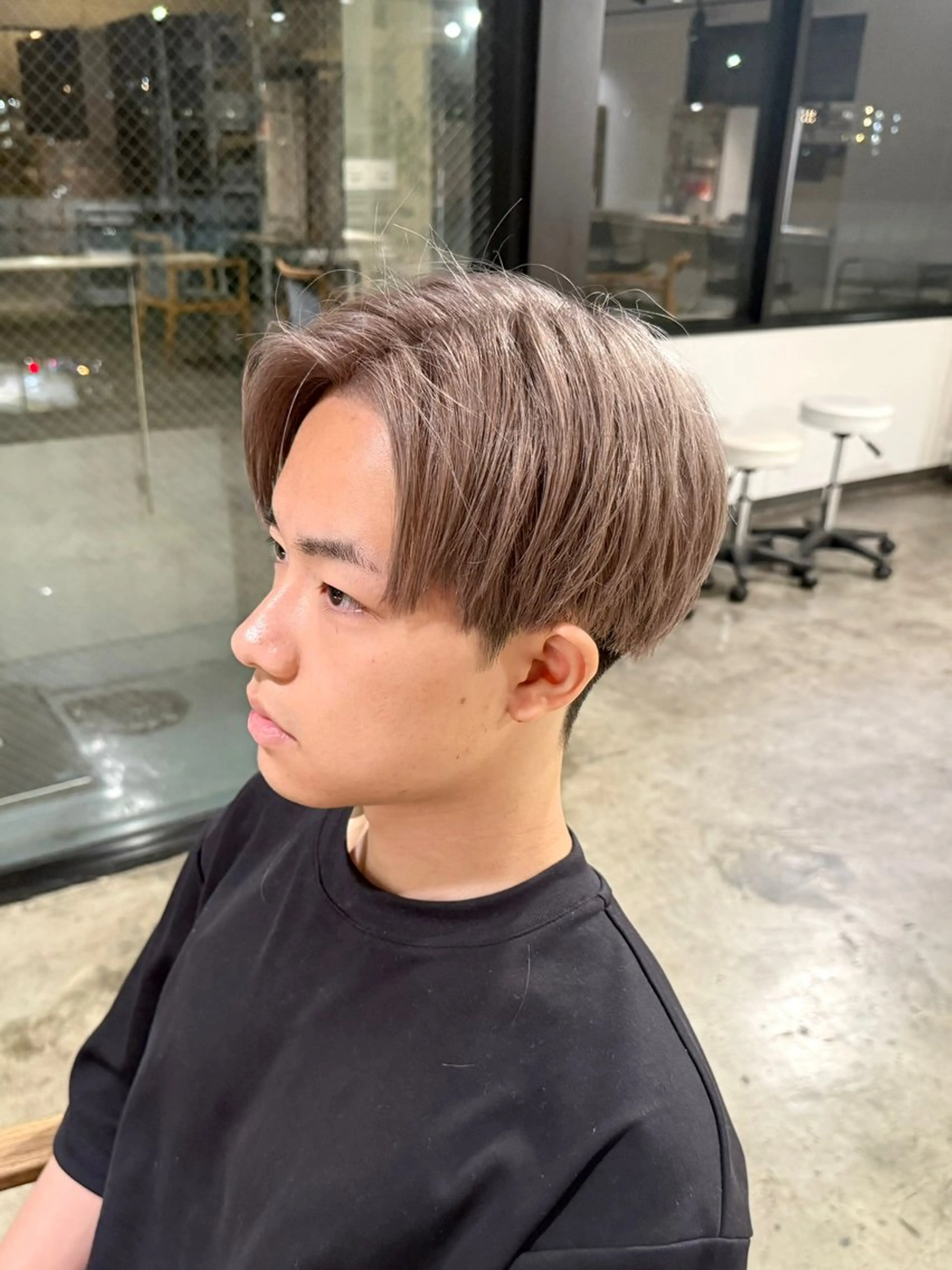 カラー メンズ メンズブリーチ メンズパーマ ブリーチ グレージュ ミルクティーグレージュ カット ヘアカラー トリートメント 骨格補正施術/メンズ 専門美容師/YUYAのヘアスタイル