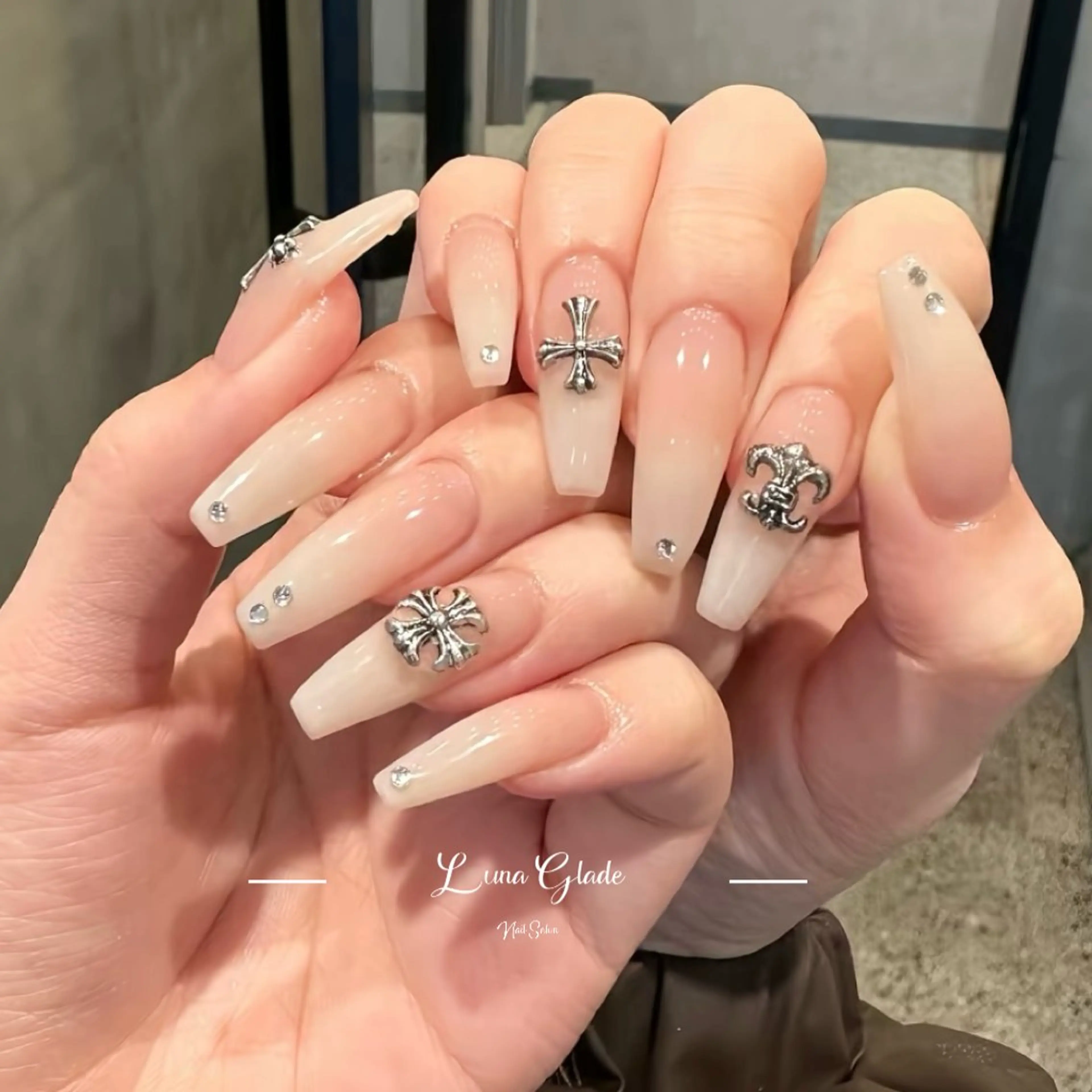 ネイル ハンドネイル Luna Glade Nail Salon所属・Luna Gladeのネイルデザイン