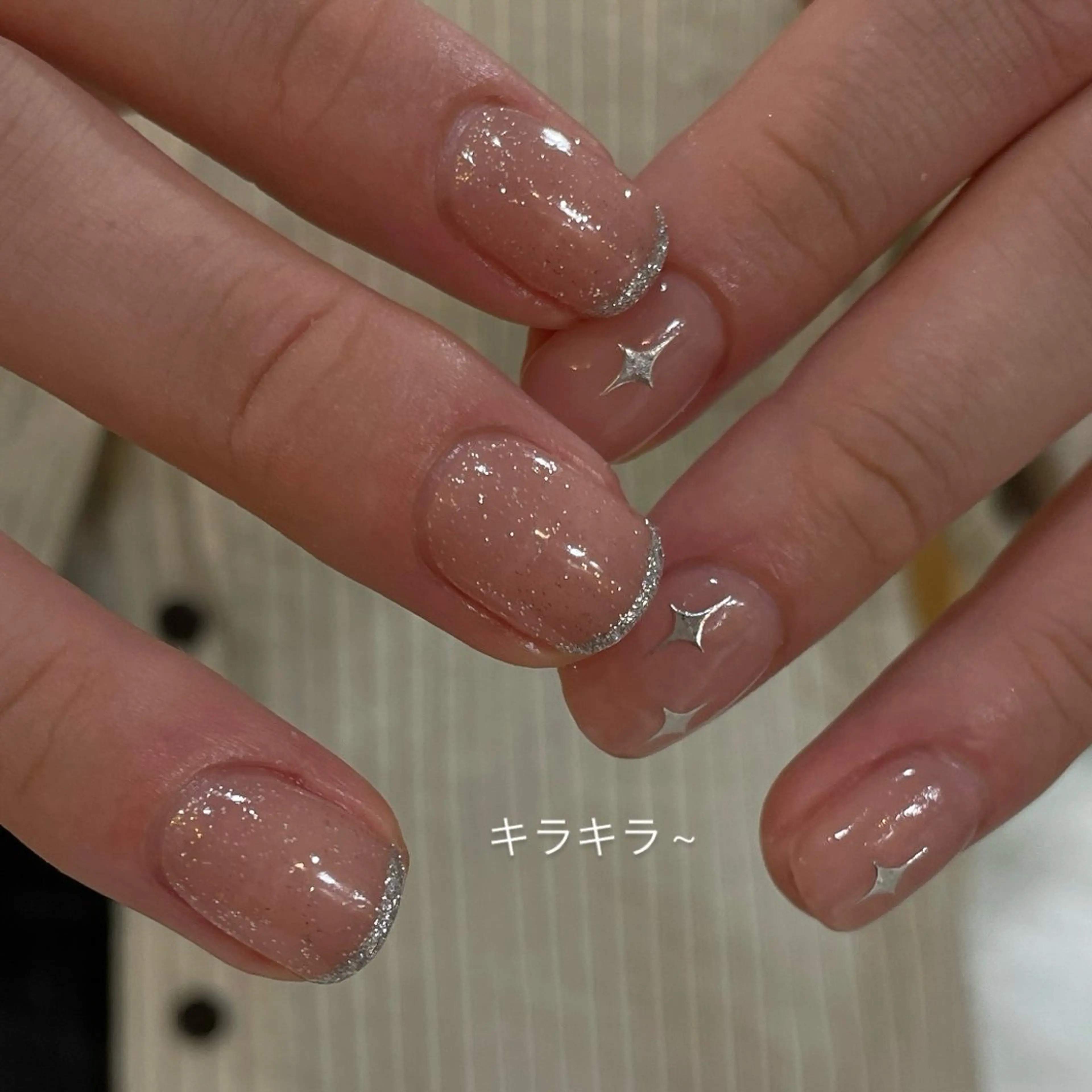 ネイル キラキラネイル ハンドネイル you (ユウ)のネイルデザイン