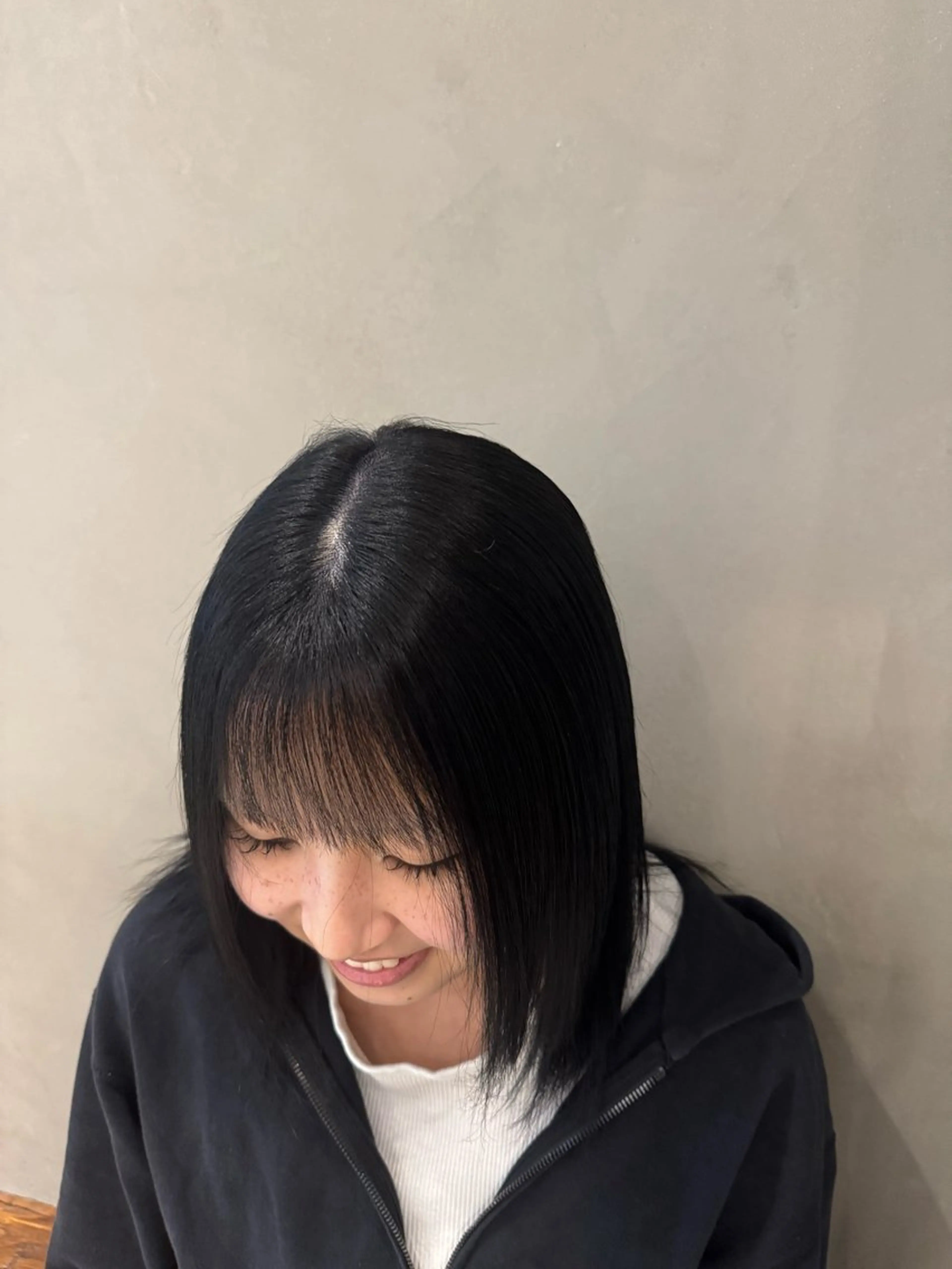 ミディアム ヘアカラー 渋谷/切りっぱなし レイヤー/ブリーチのヘアスタイル