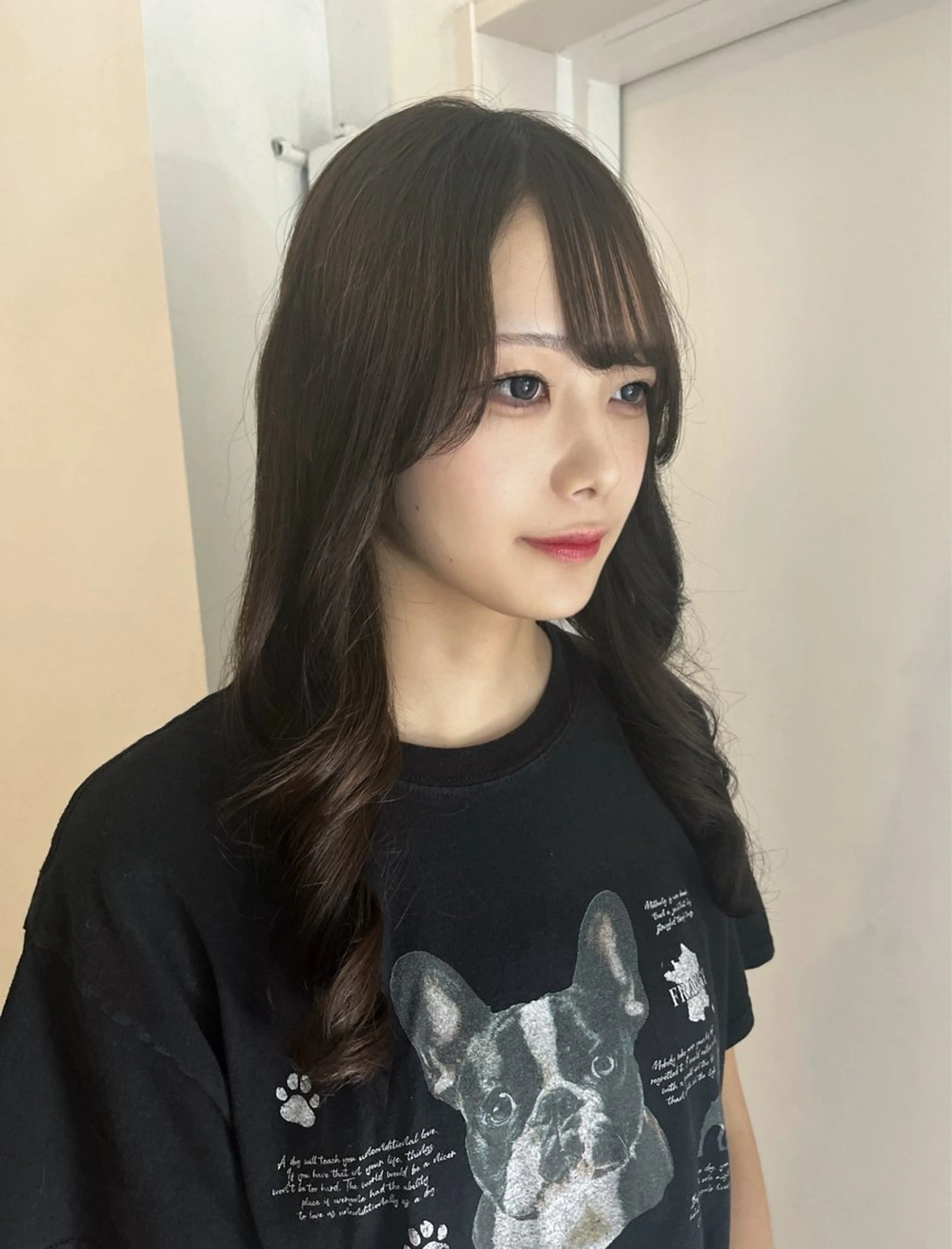 カラー シモカワ メイのヘアスタイル