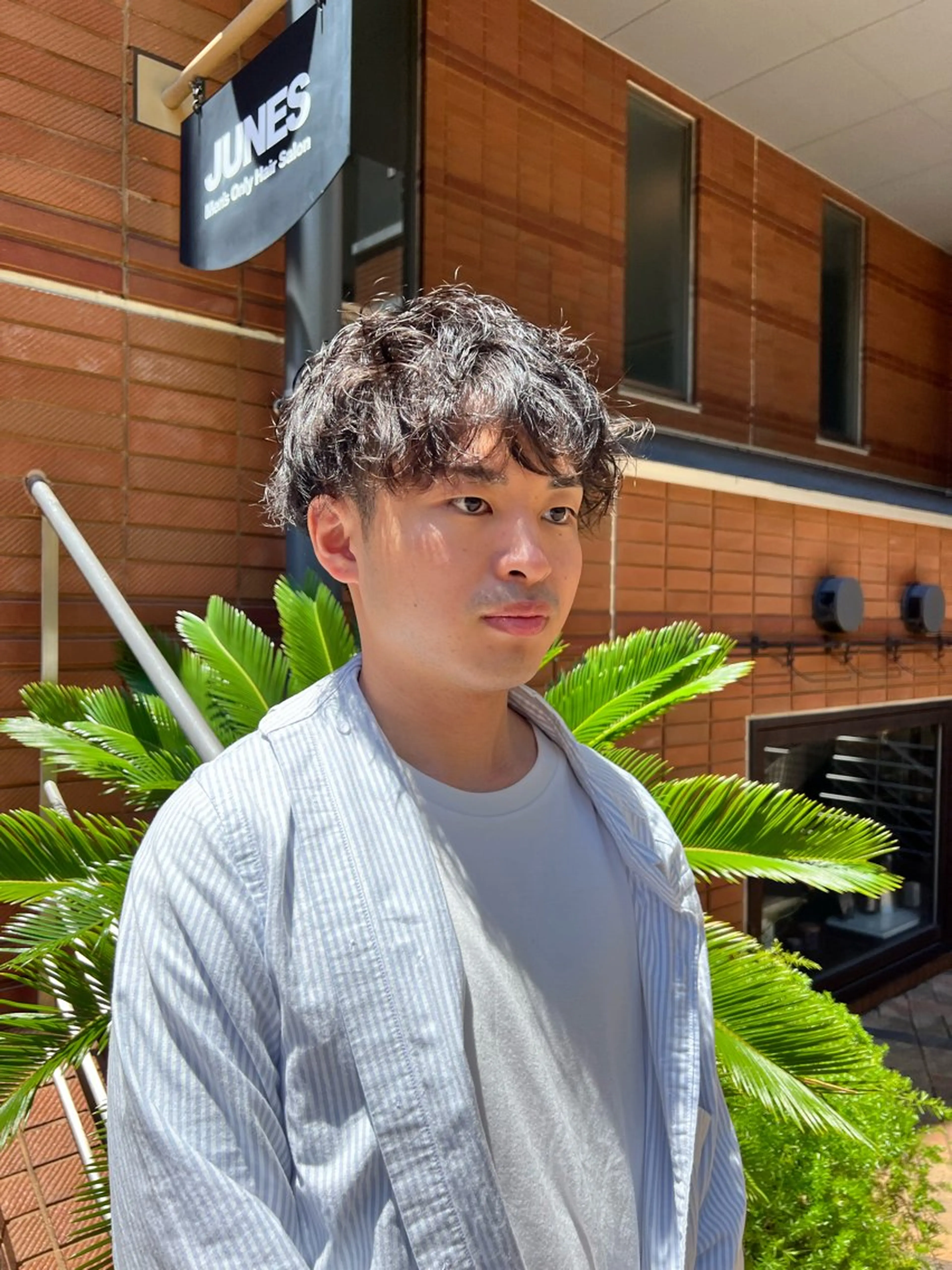 ショート パーマ 西川 凜のヘアスタイル