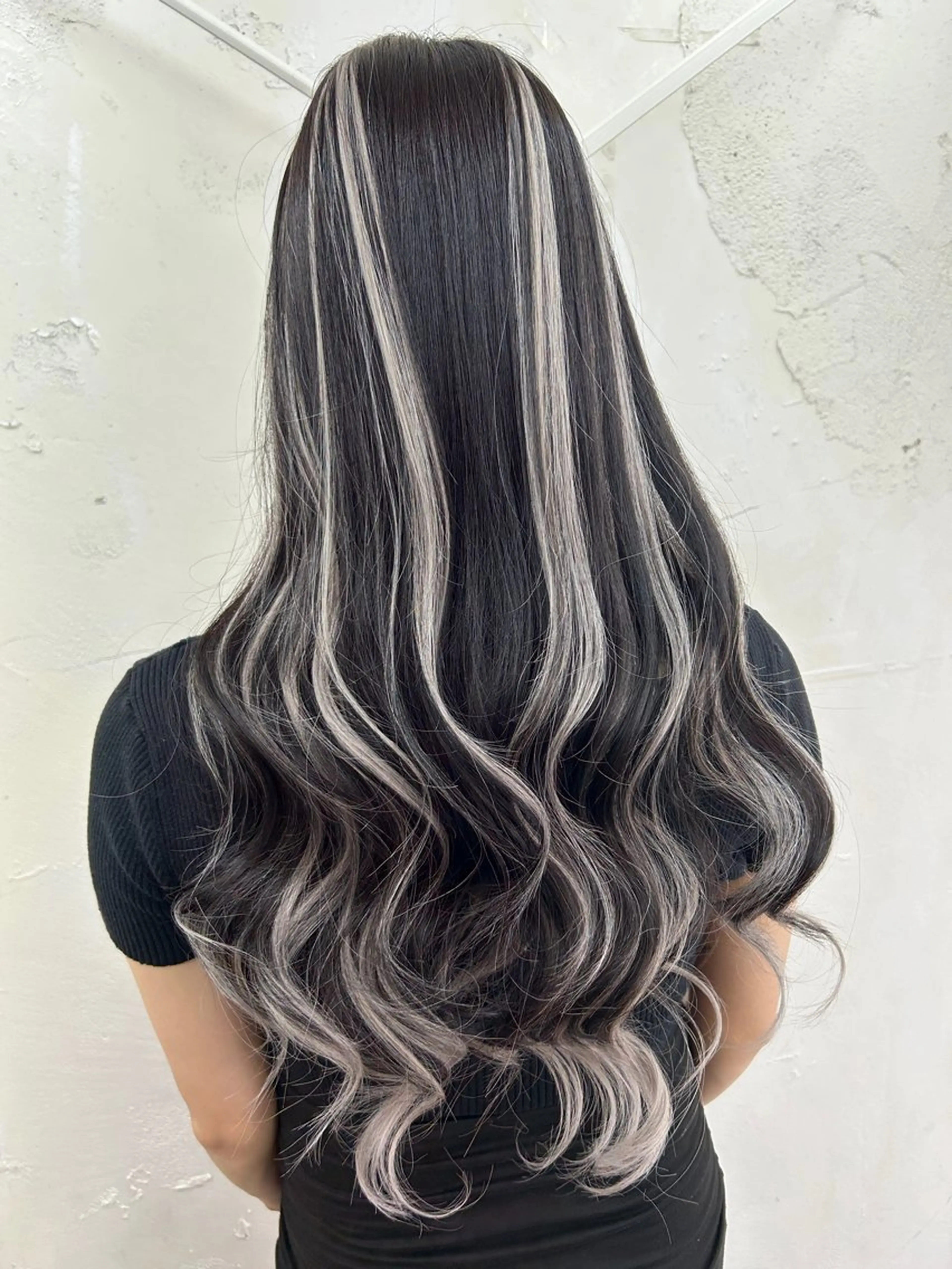 ロング カラー シールエクステ バレイヤージュ ハイライトカラー エクステ ハイライト カット ヘアカラー トリートメント alpha. カラーエクステ下妻のヘアスタイル