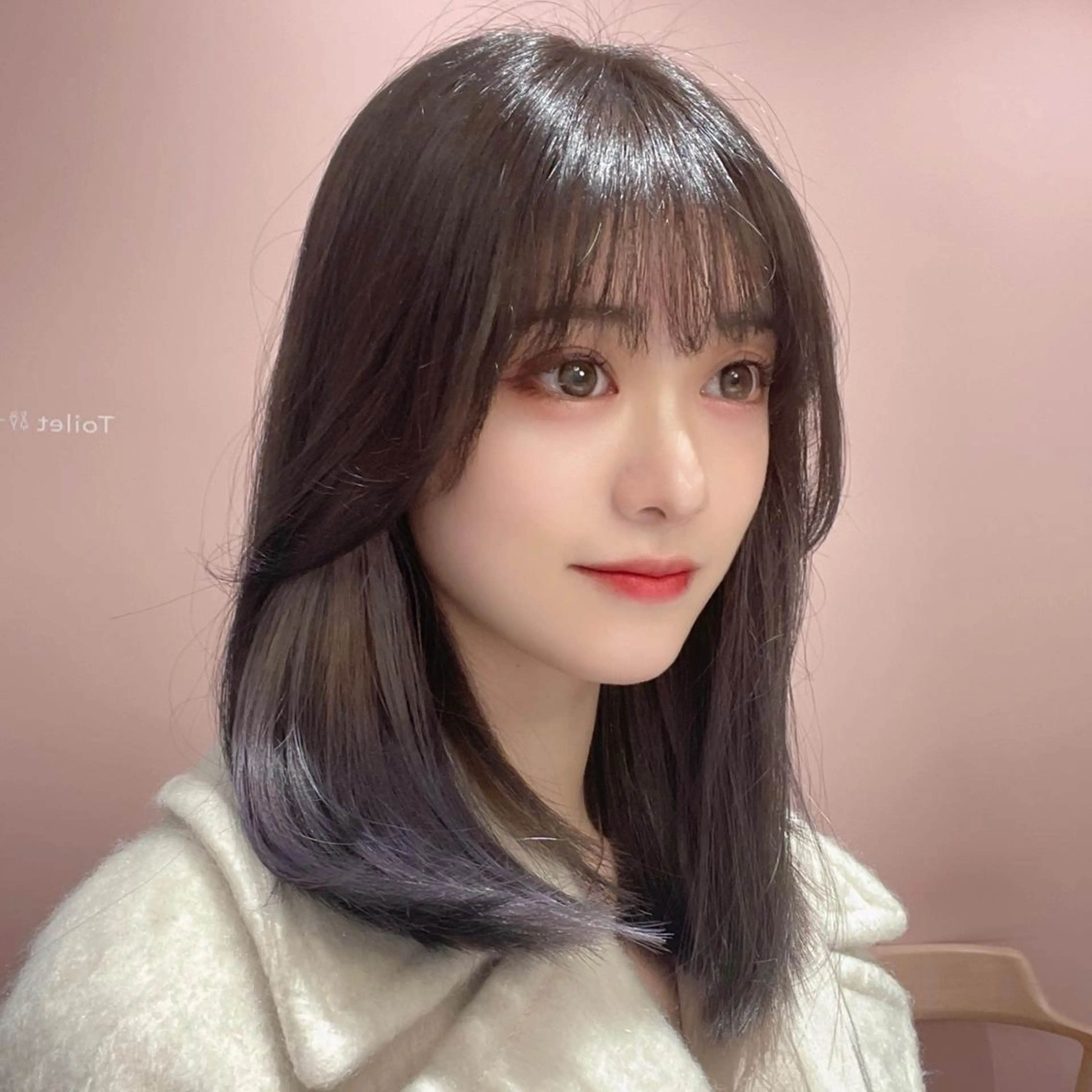 ミディアム カラー Toiro所属・🤎小顔レイヤー /ベージュ🤎友香のヘアスタイル