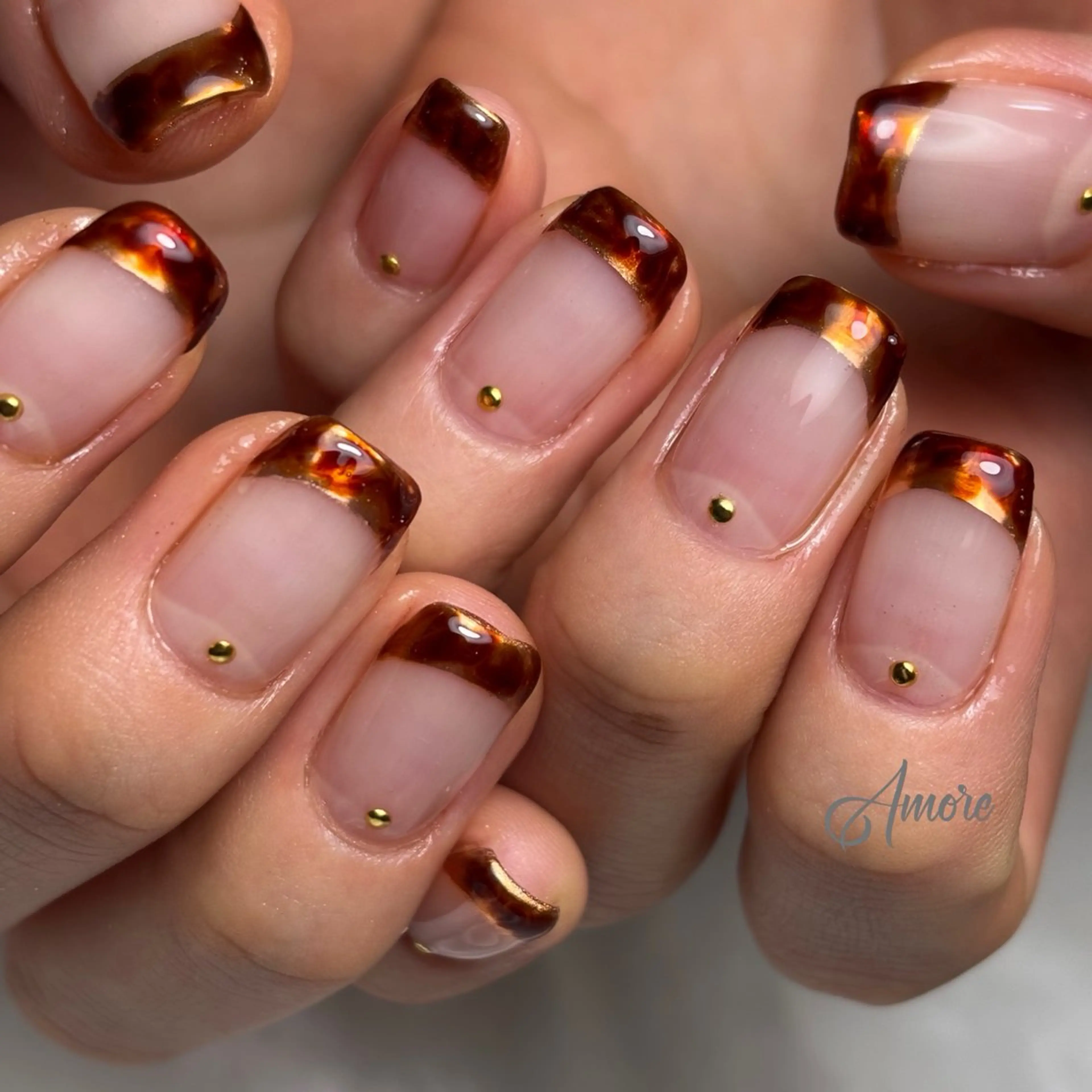 ネイル ジェルネイル キラキラネイル 韓国ネイル マグネットネイル パラジェル You kyehwaのネイルデザイン