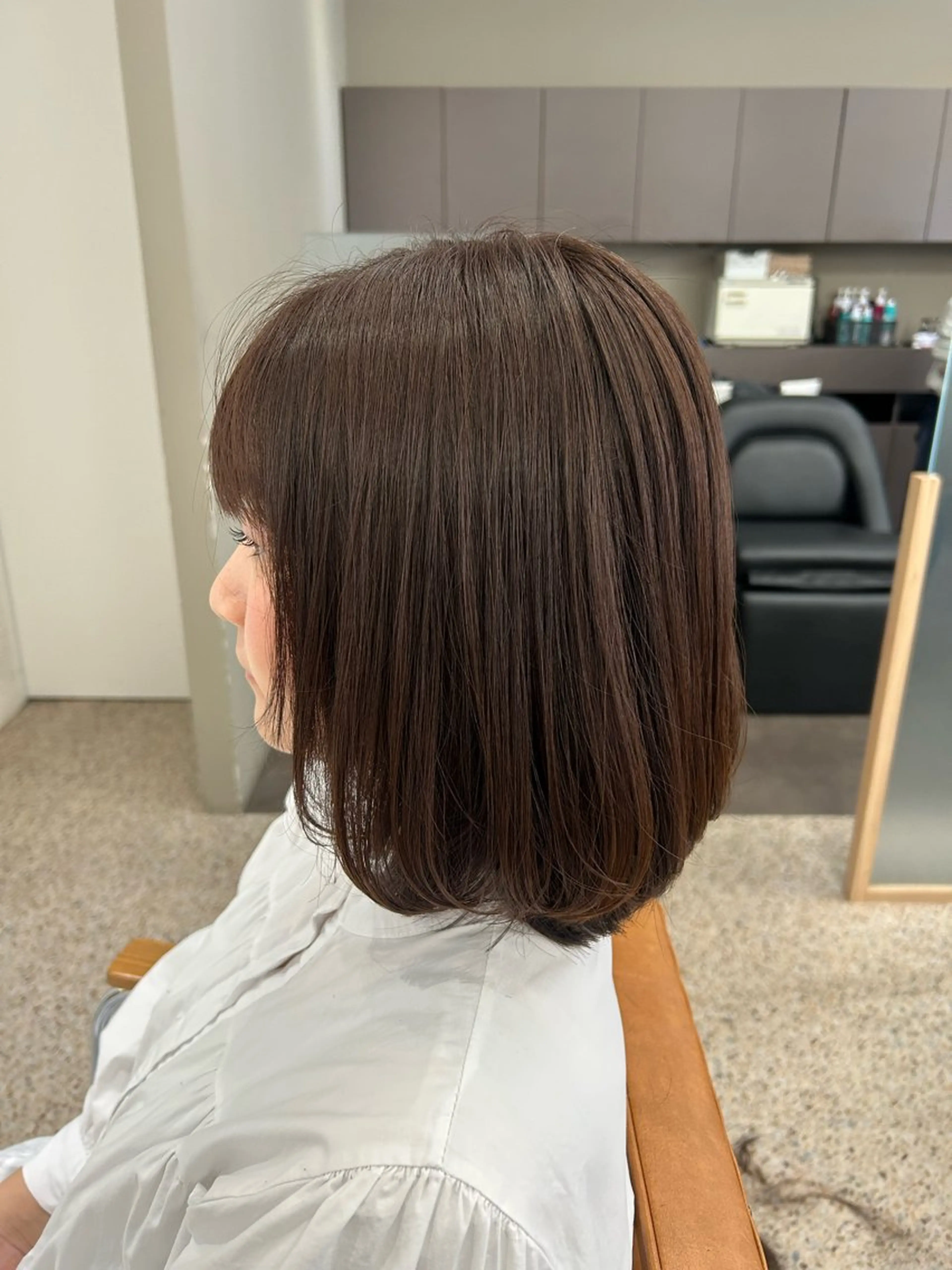 ミディアム レイヤーカット unica by milly 【緑地公園】所属・大野 優希のヘアスタイル