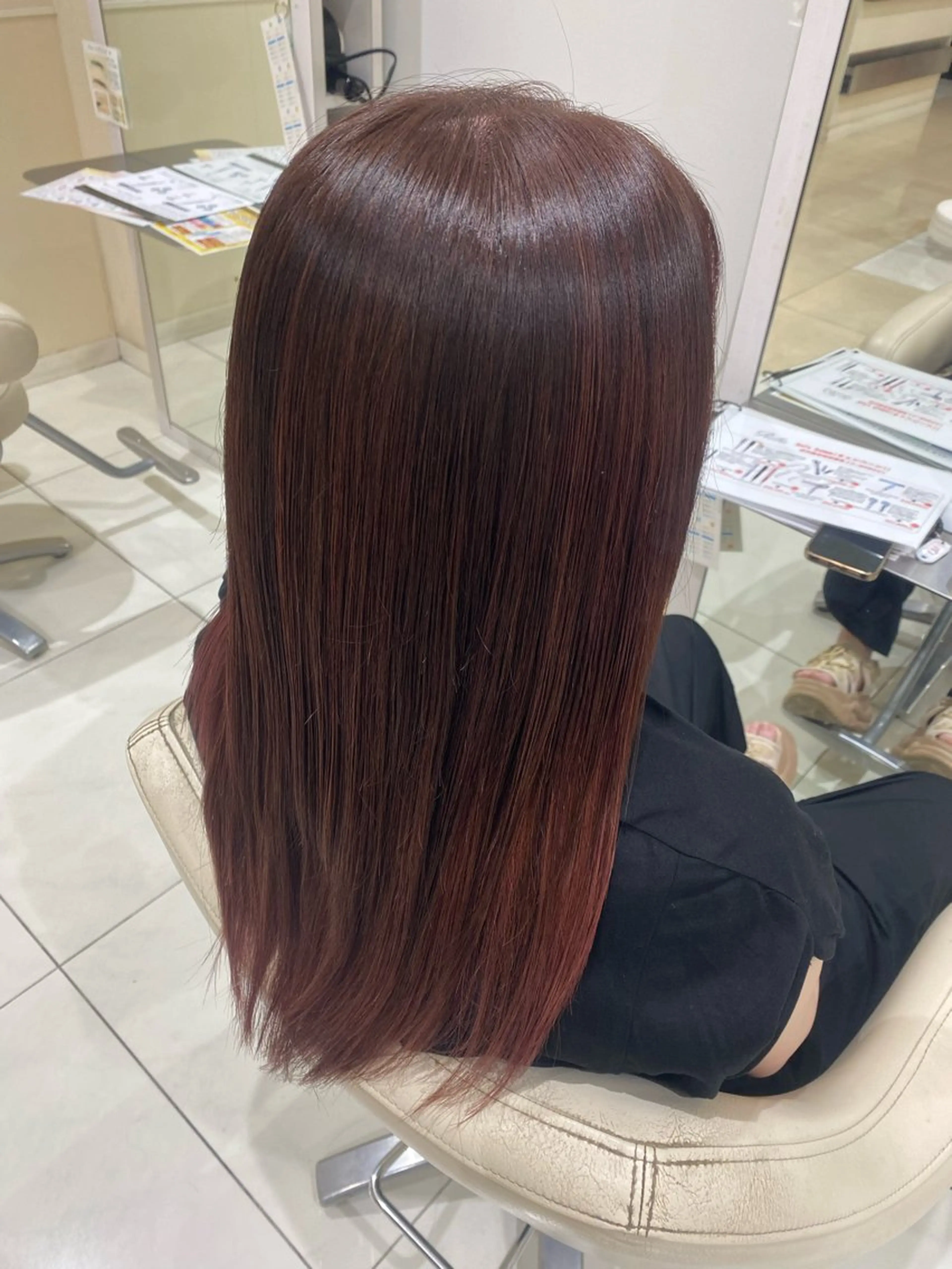 ロング カラー 中山 愛美莉のヘアスタイル