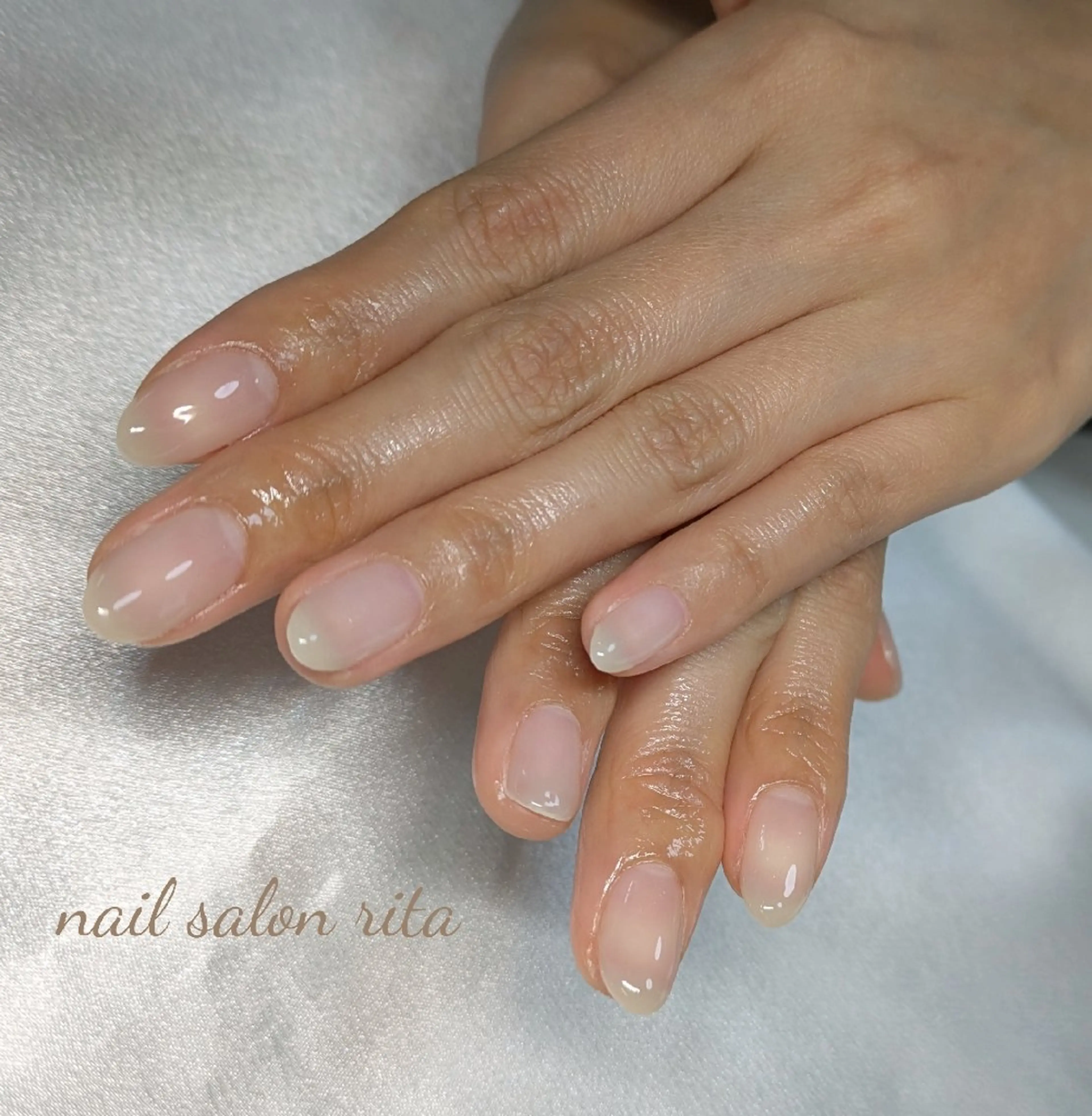 ネイル ハンドネイル nail salon rita所属・柴田 理紗のネイルデザイン