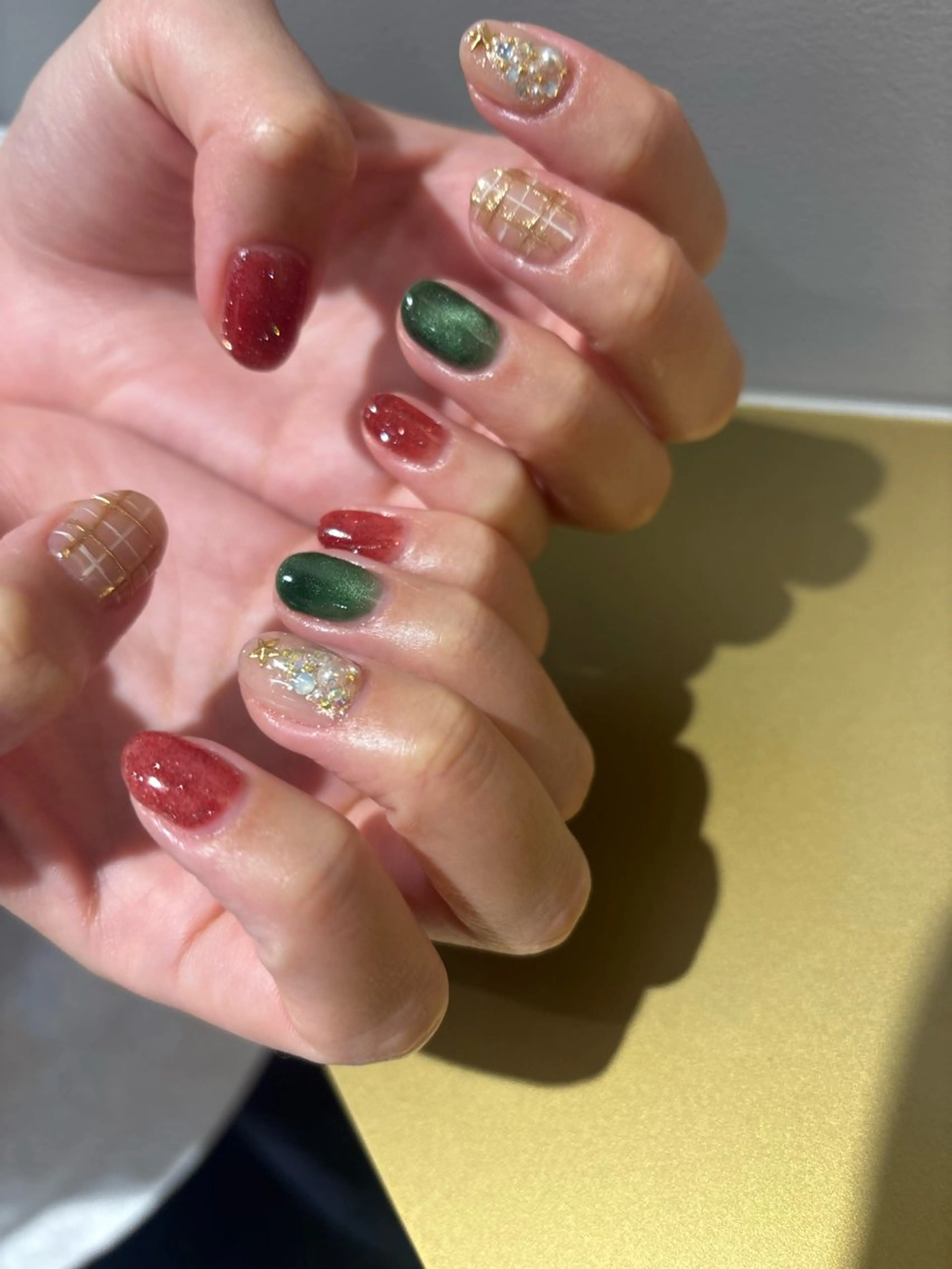 ショート クリスマス 小川 優果のネイルデザイン