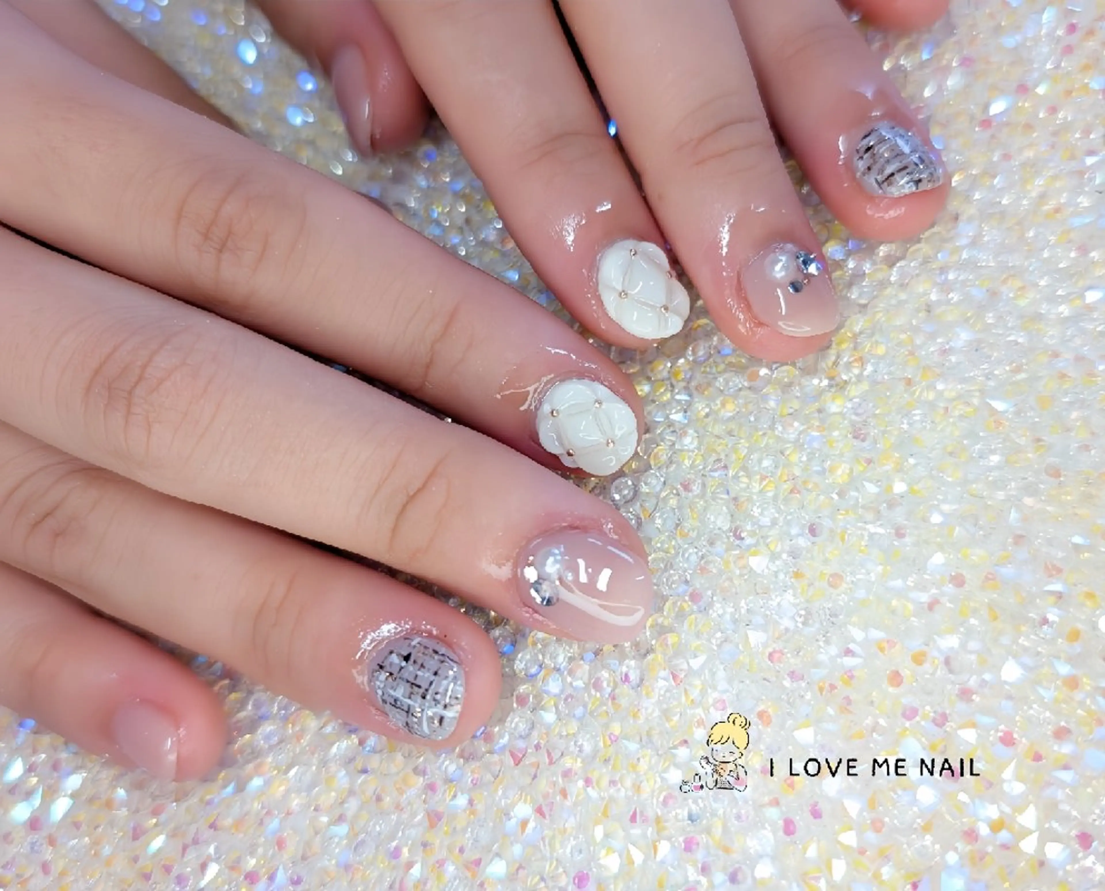 ネイル 長さ出し ハート 韓国ネイル マグネットネイル ニュアンスネイル ハンドネイル I LOVE ME  NAIL.｡.:*♡のネイルデザイン