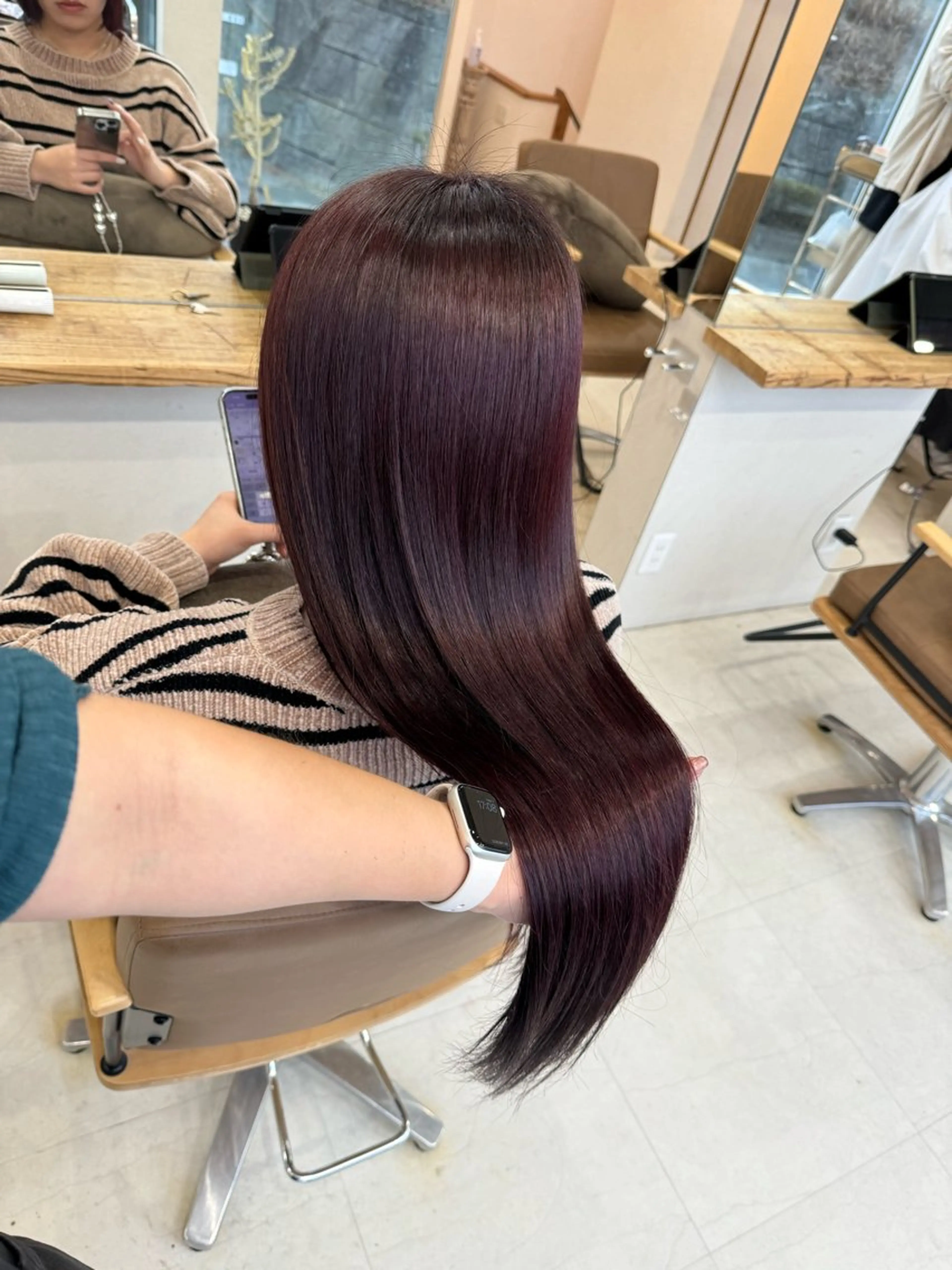 ロング ヘアカラー アルーナビューティデザイン所属・鈴木 妃帆未のヘアスタイル