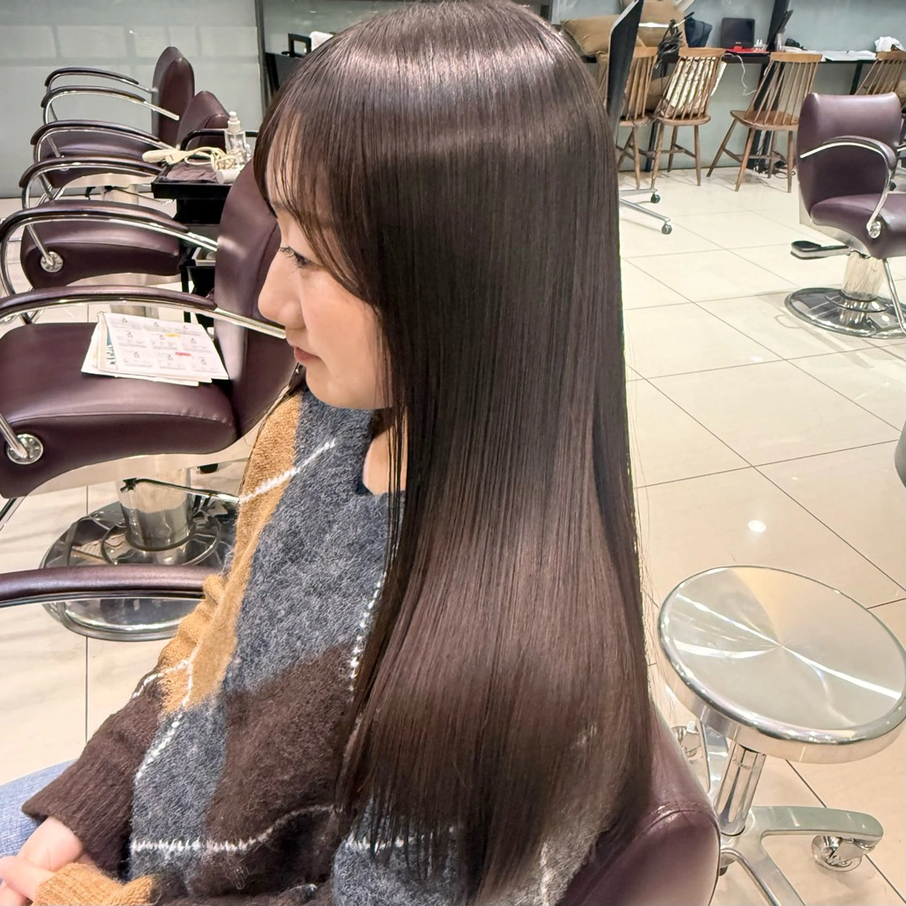 ロング パーマ くせ毛 韓国風ヘア レイヤーカット ロング デジタルパーマ パーマ 縮毛矯正 韓国風/コテ巻き風 パーマ/るい🌿のヘアスタイル