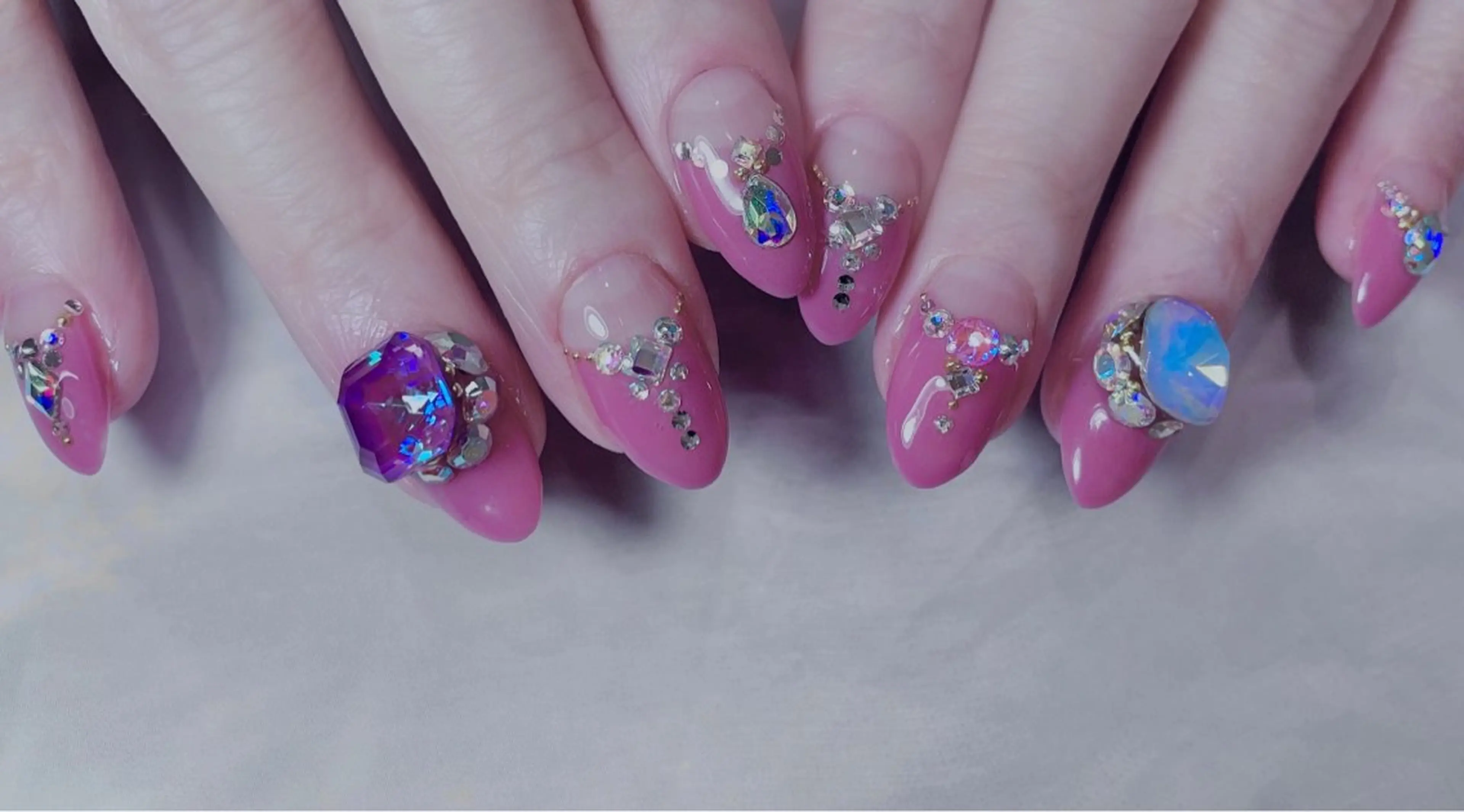 ネイル Spiky とうげ ふうかのネイルデザイン