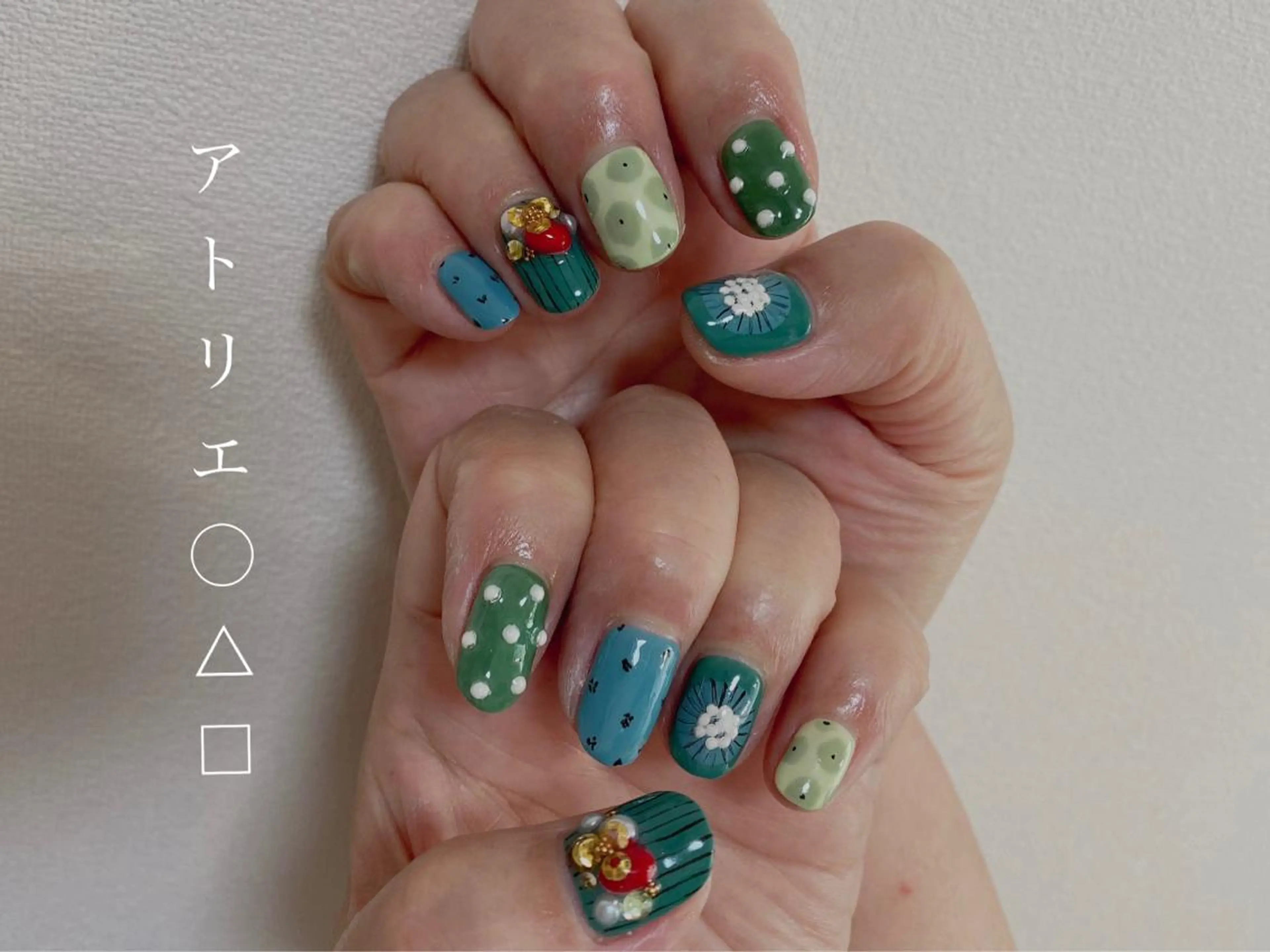 ネイル ハンドネイル アトリエ ○△□のネイルデザイン