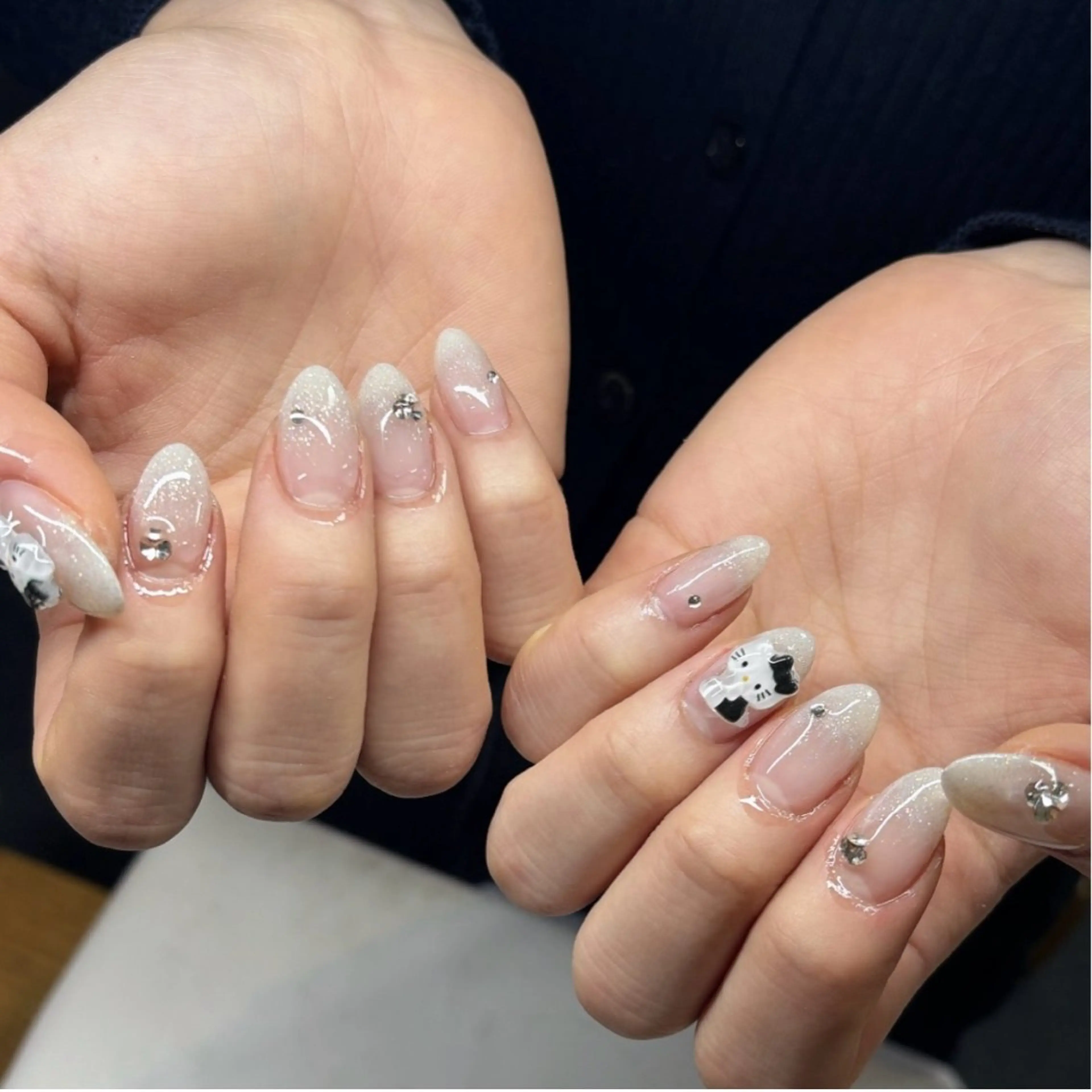 ネイル ハンドネイル 宮澤 朱里のネイルデザイン