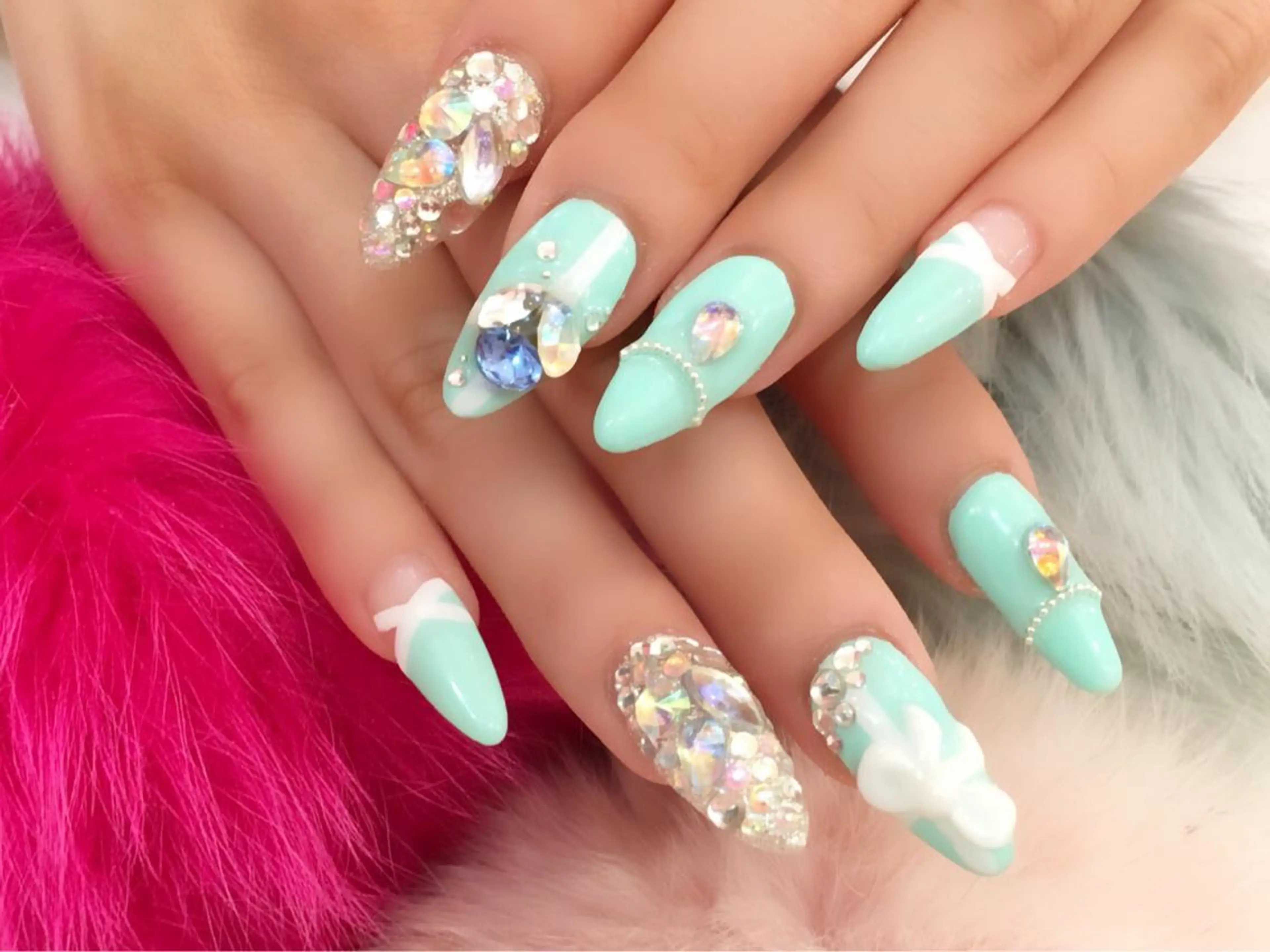 セミロング カラー メンズ キッズ ネイル ジェルネイル キラキラネイル ロングネイル スカルプネイル ストーンネイル NAILSGOGO shibuyaのネイルデザイン