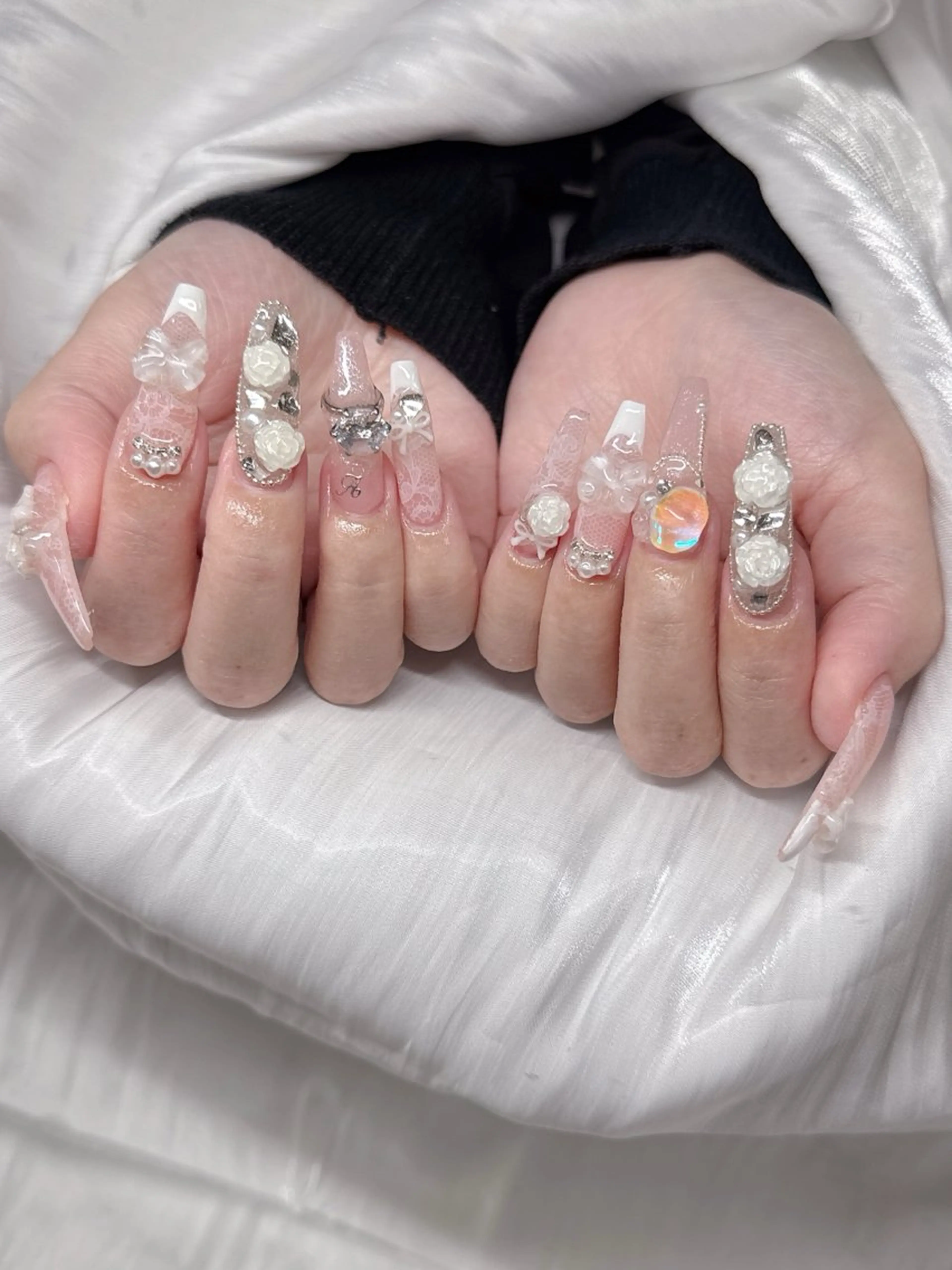 ネイル オーロラネイル チークネイル 長さ出し フットネイル フレンチネイル ハンドネイル Lee Ainのネイルデザイン