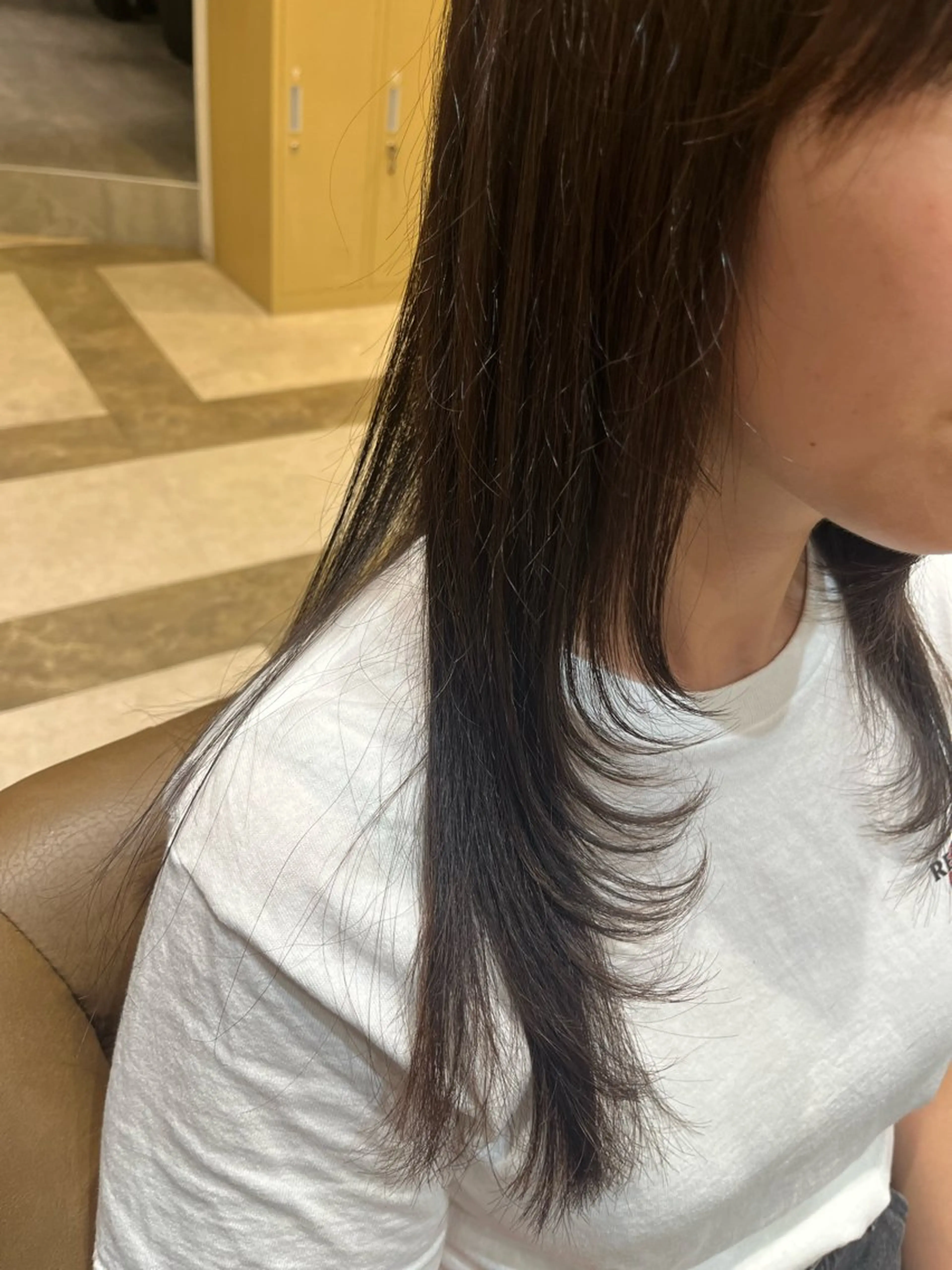 セミロング メンズパーマ/透明感 カラー/徳田真緒のヘアスタイル