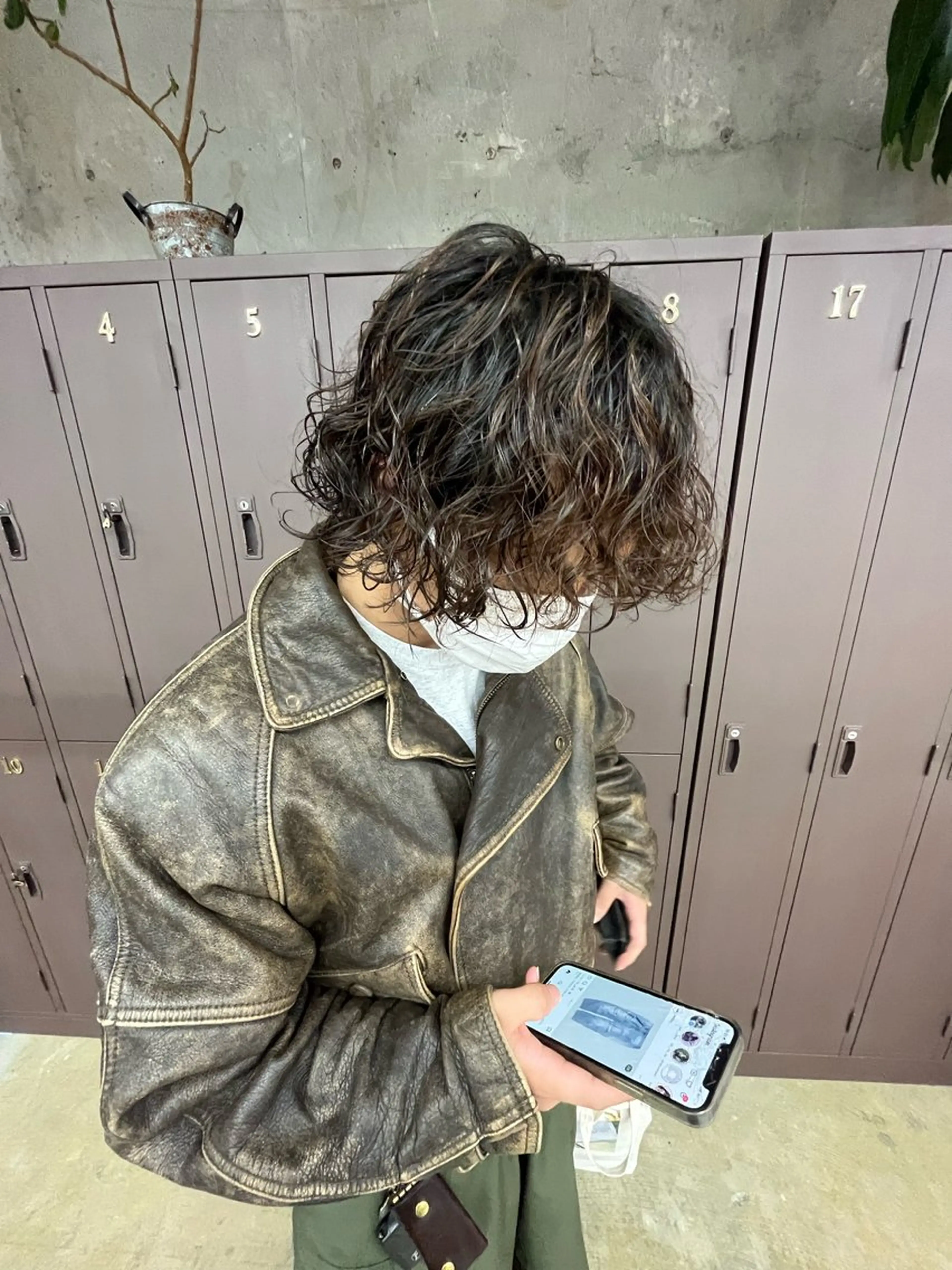 ミディアム パーマ メンズ ミディアムパーマ メンズパーマ ボブ ナガノリノ /ボブ/ ベージュ/暖色のヘアスタイル