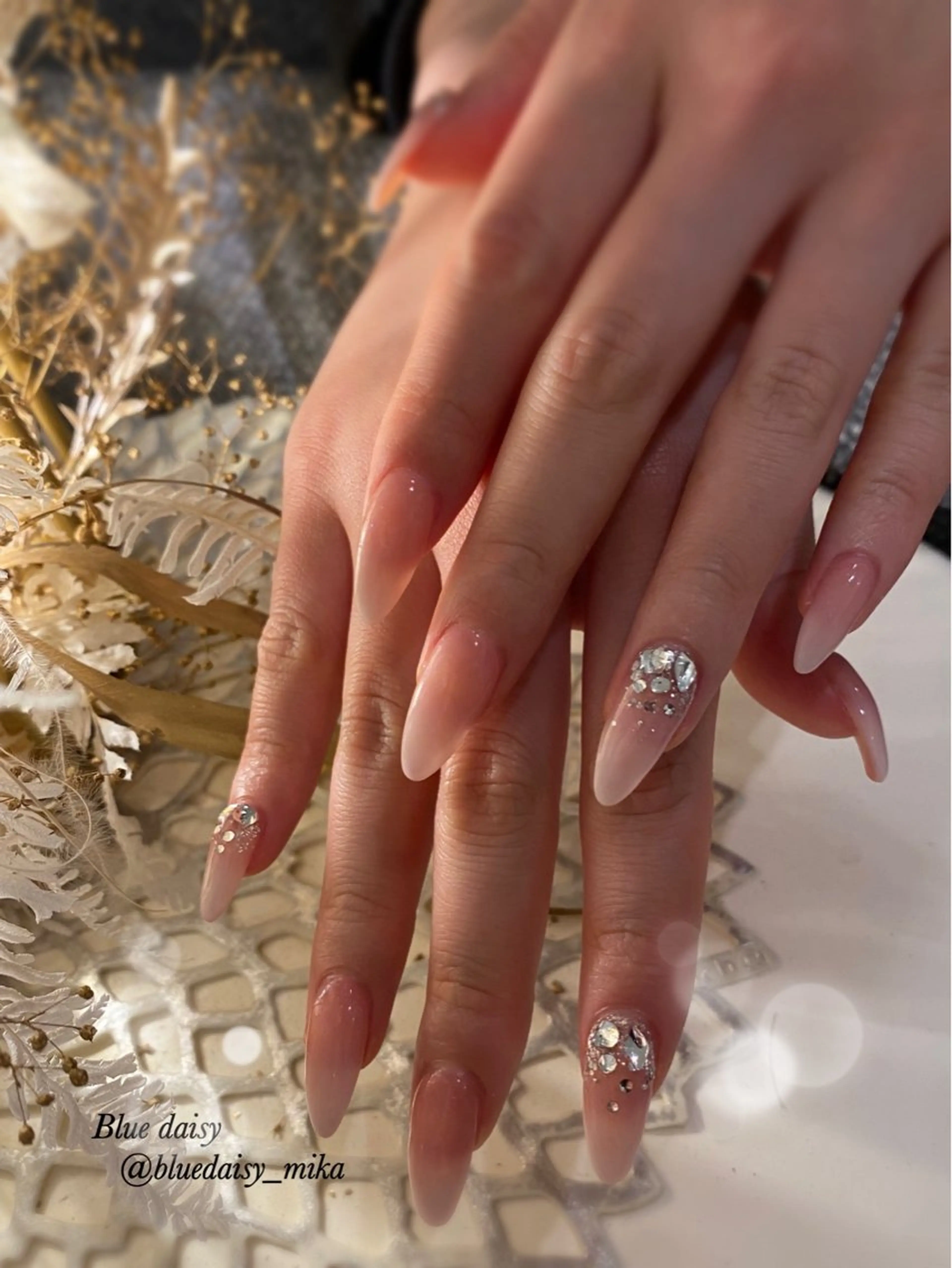 ネイル ラメ(グリッター) 持ち込み ハンドネイル Blue　daisy　栄本店 【ブルーデイジー】所属・Blue daisy 栄本店のネイルデザイン