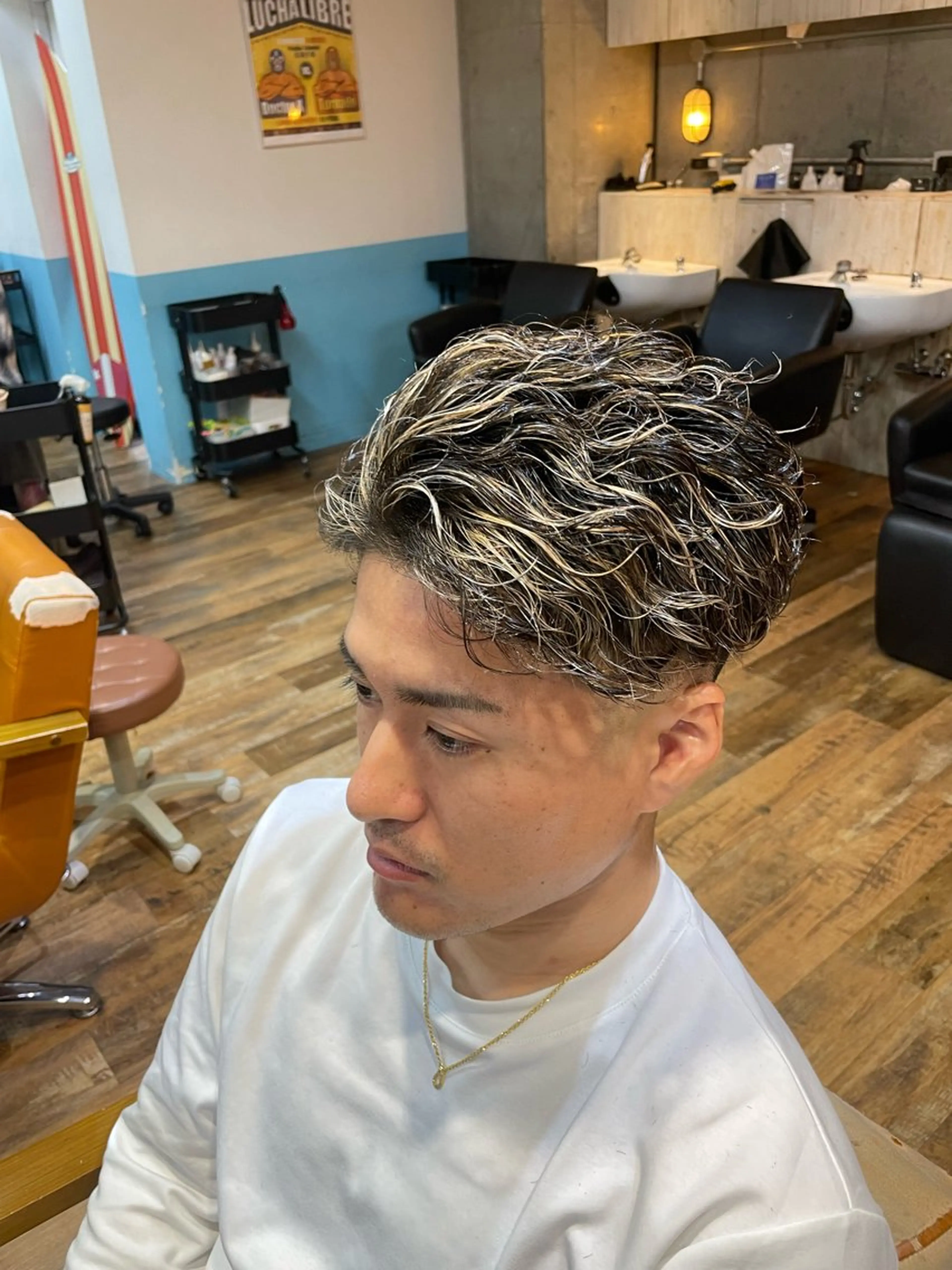 ショート カラー パーマ メンズ カット ヘアカラー トリートメント 🔥メンズ特化パーマ 🦖増田弘明🦖のヘアスタイル