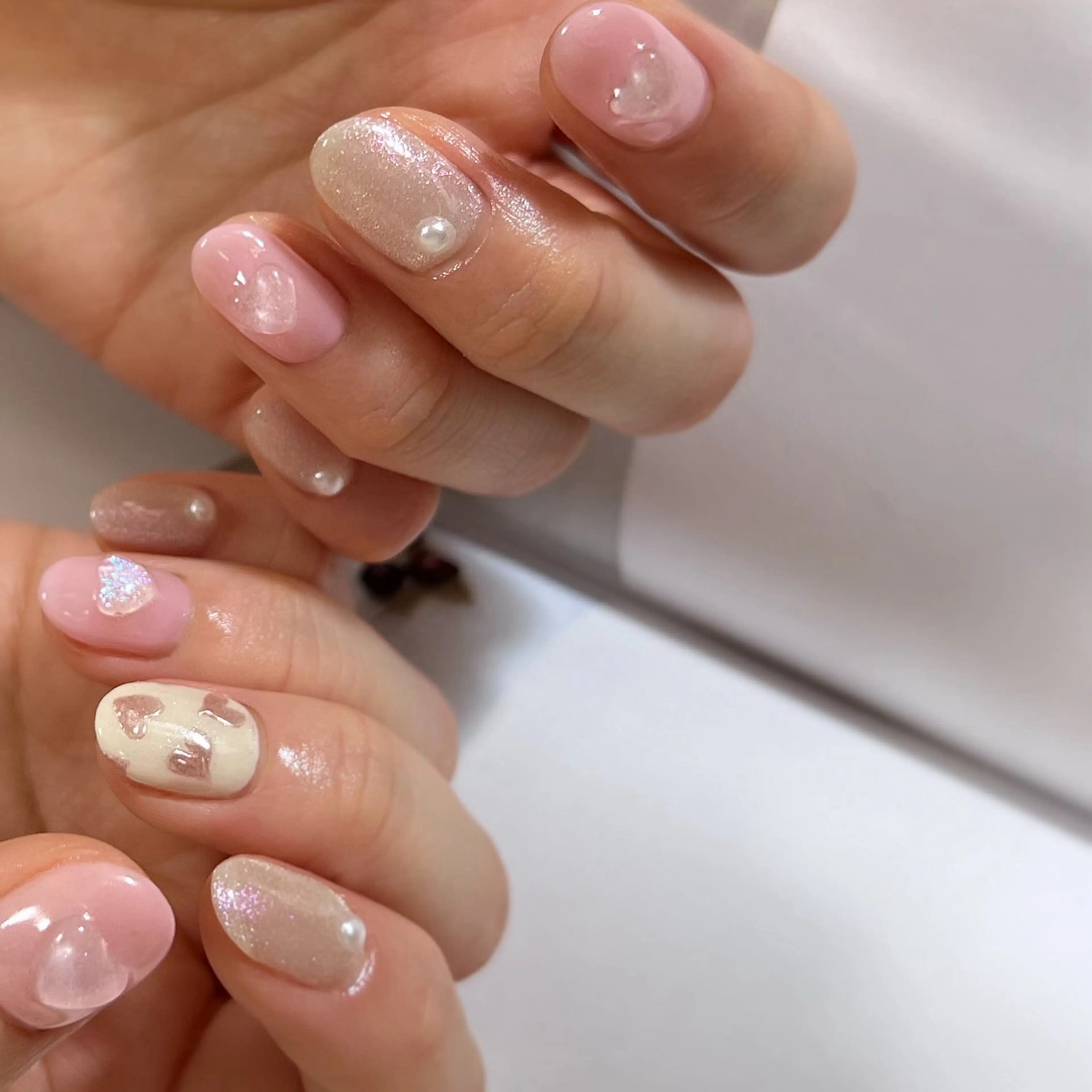 ネイル ハート キラキラネイル マグネットネイル ミラーネイル ピンク ハンドネイル pointillé .ayaのネイルデザイン