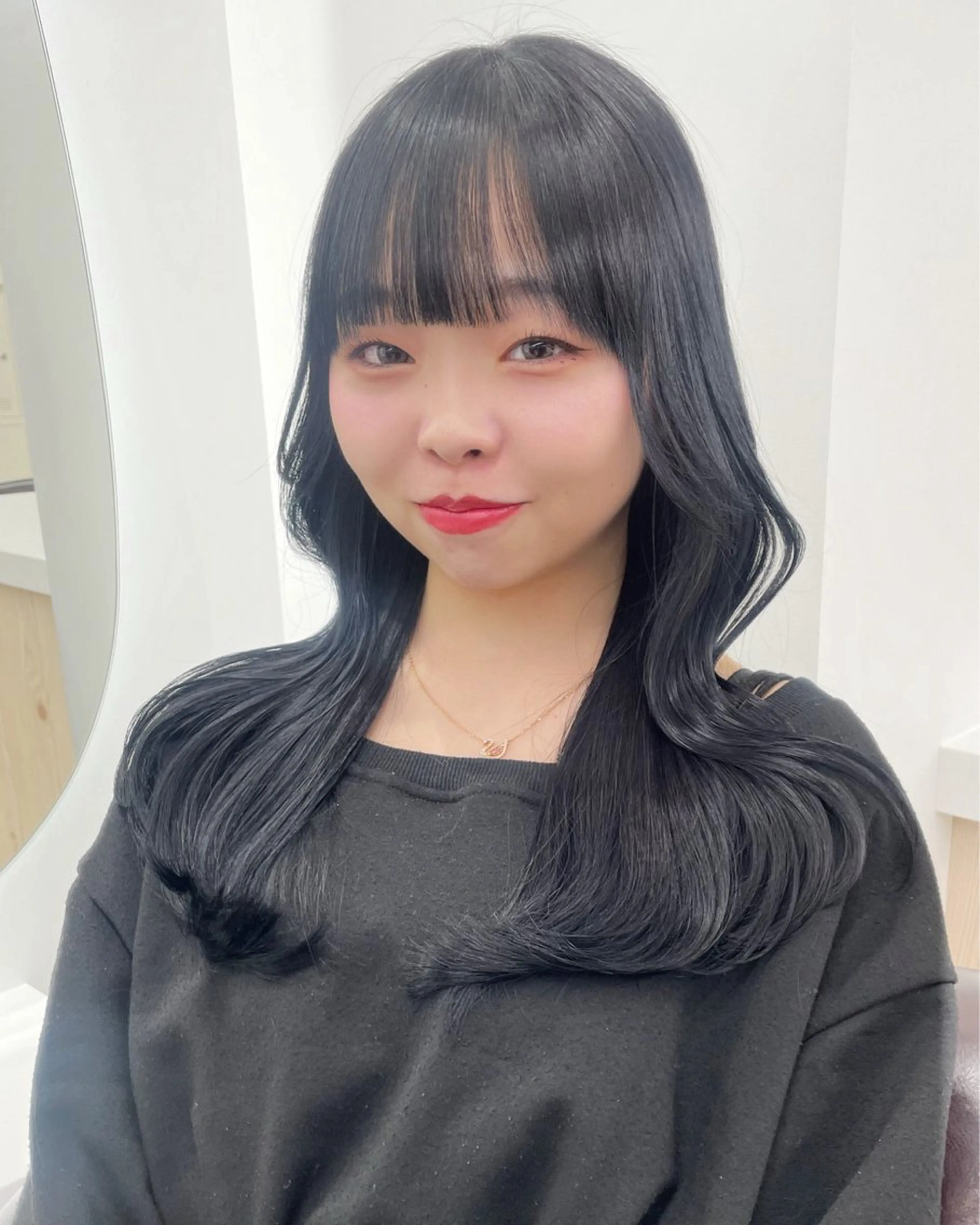 ロング カラー カット ヘアカラー トリートメント ヘアセット 新宿/韓国ヘア/ 髪質改善ストレートのヘアスタイル