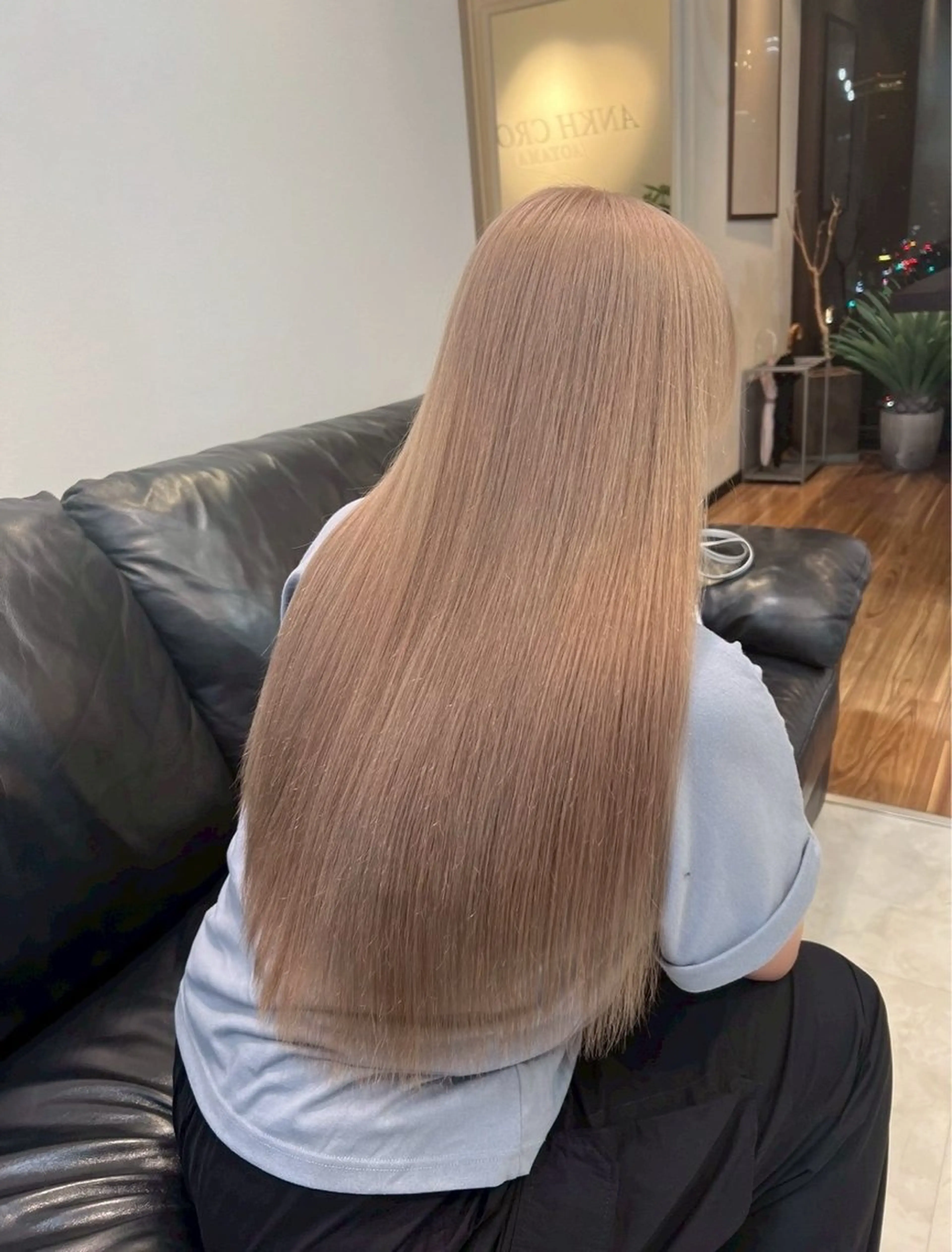 カラー ブリーチ ANKHCROSS みうのヘアスタイル