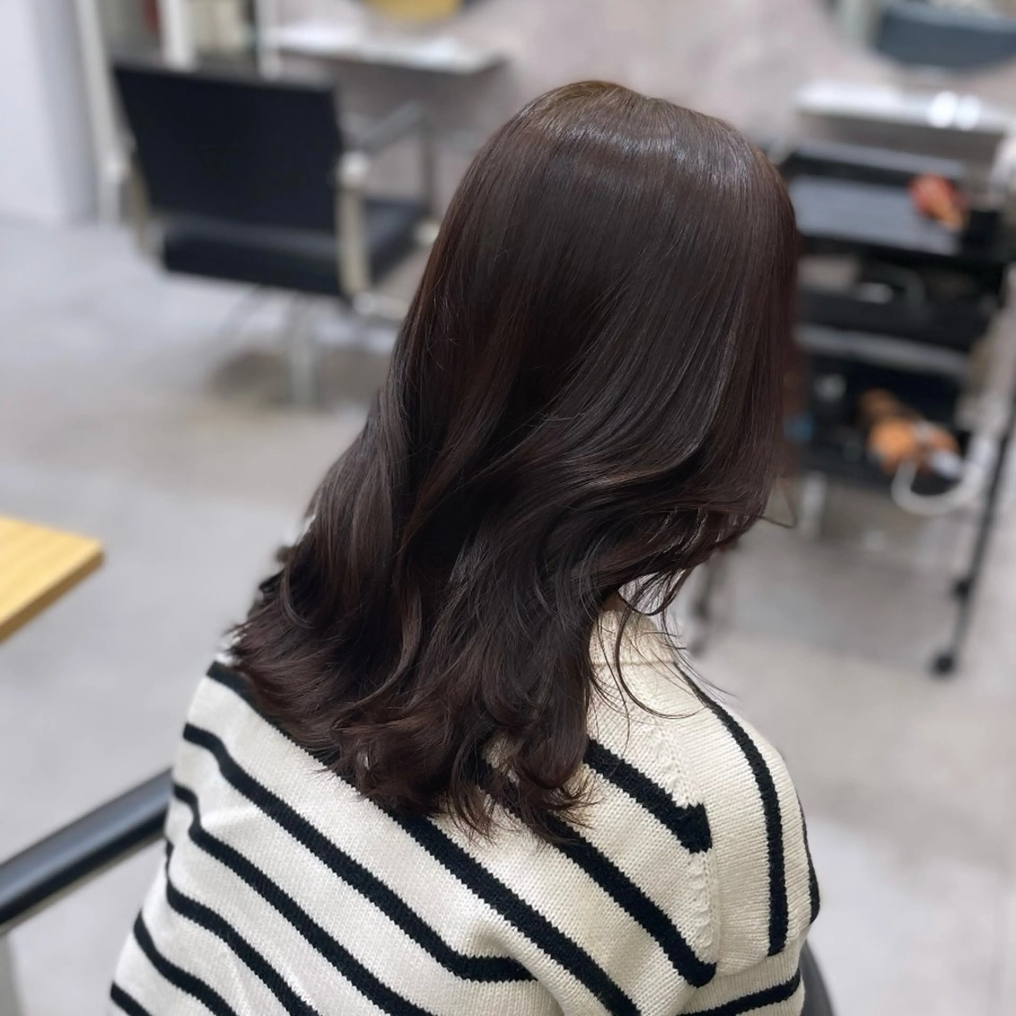 セミロング カラー グレージュ ラベンダーカラー ラベンダーグレージュ ラベンダーグレー レイヤーカット カット ヘアカラー Rui/透明感カラー 暖色/レイヤーカットのヘアスタイル