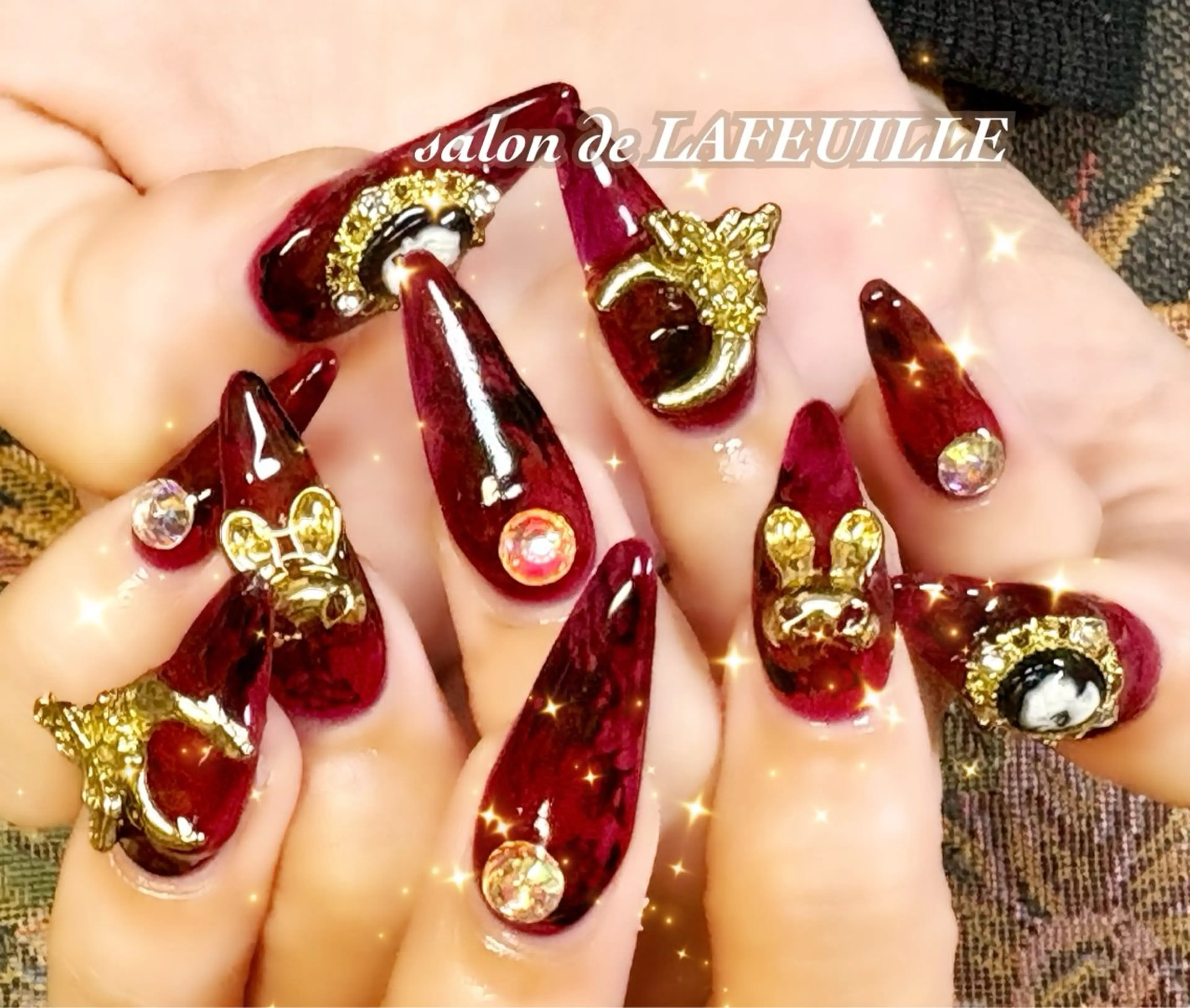 ロング サロンドラフィーユ LAFEUILLEのネイルデザイン