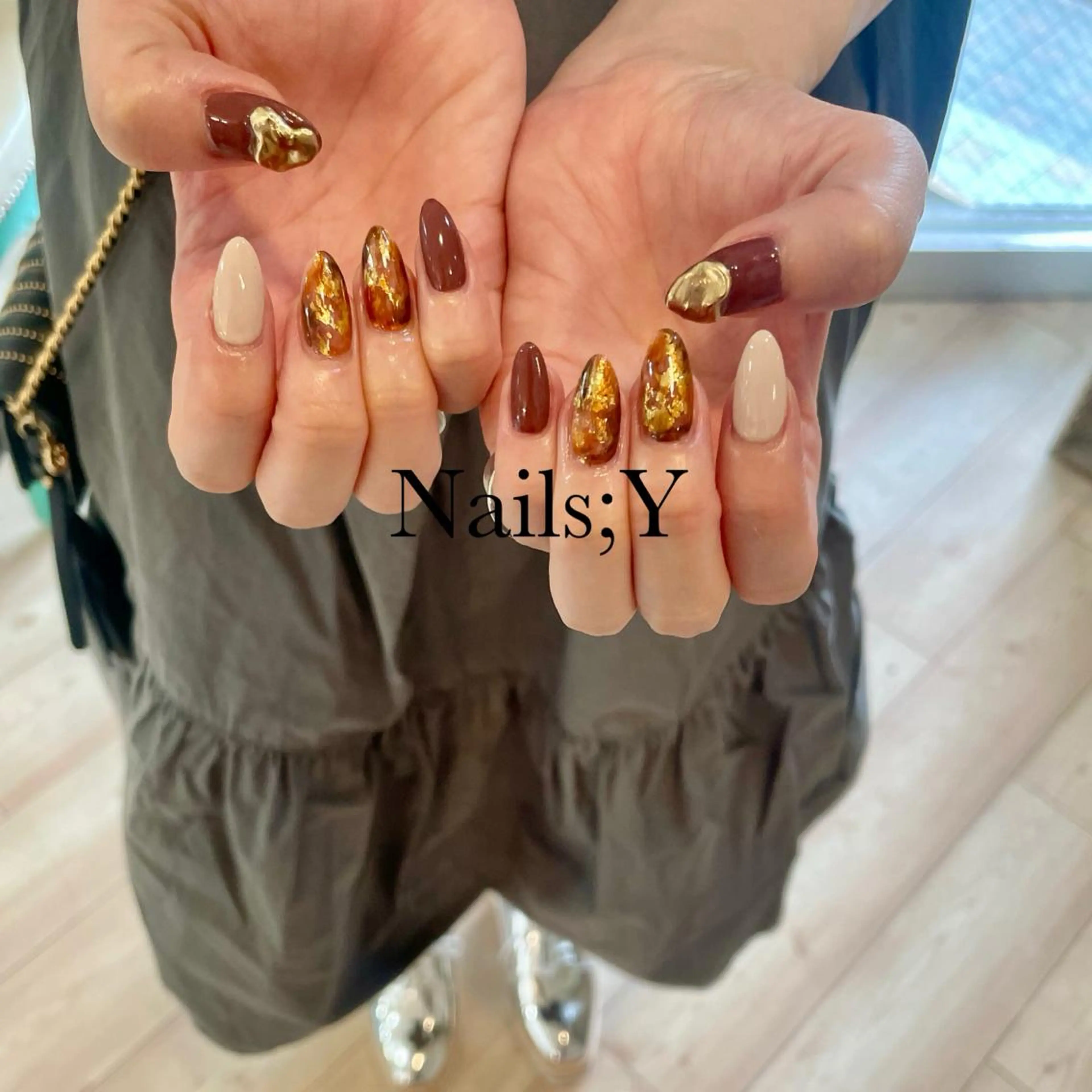 ネイル べっ甲ネイル yo koのネイルデザイン