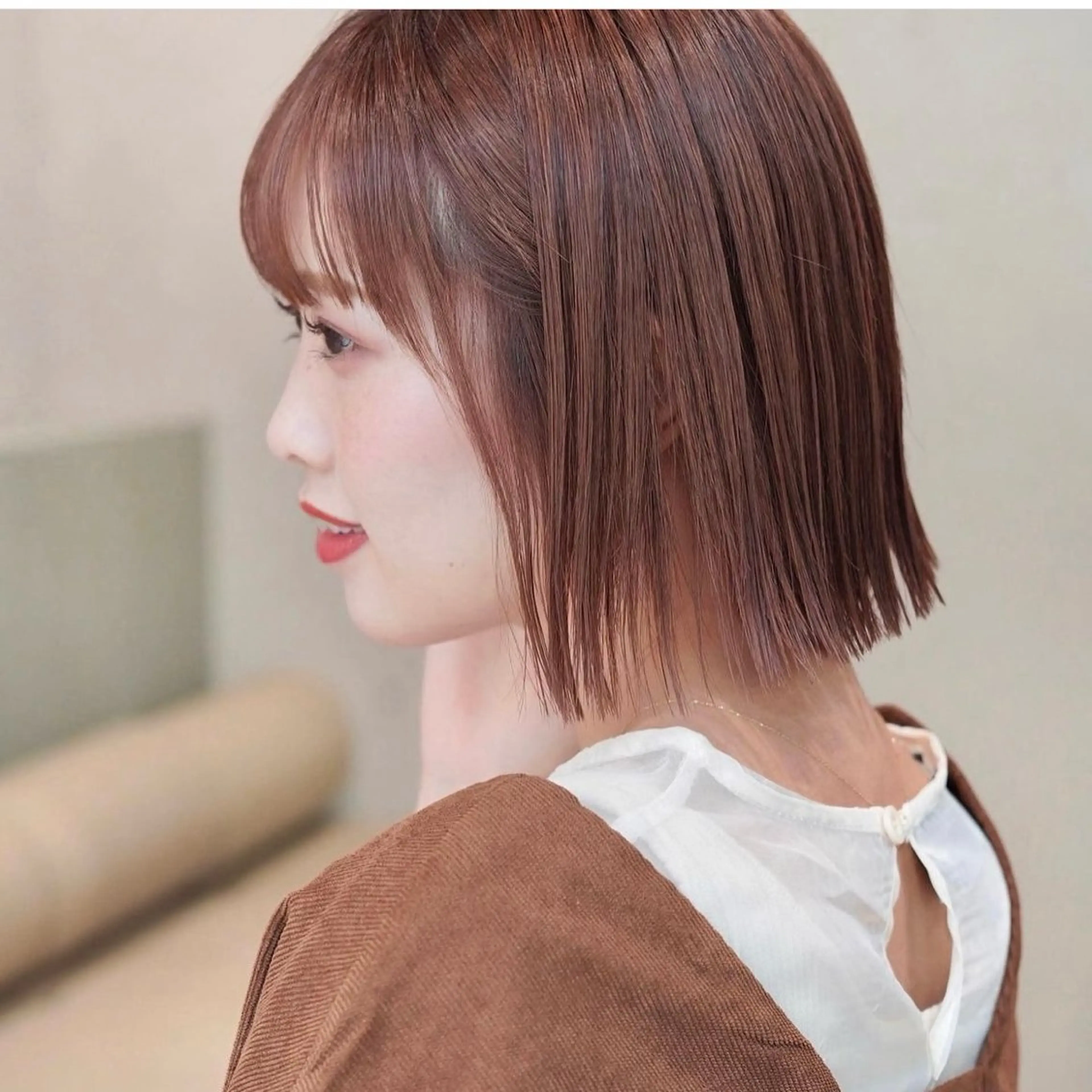 ショート カラー 切りっぱなしボブ ブラウンカラー ピンクカラー ピンクブラウン ボブ カット ヘアカラー ボブ限定🎀 エミリのヘアスタイル