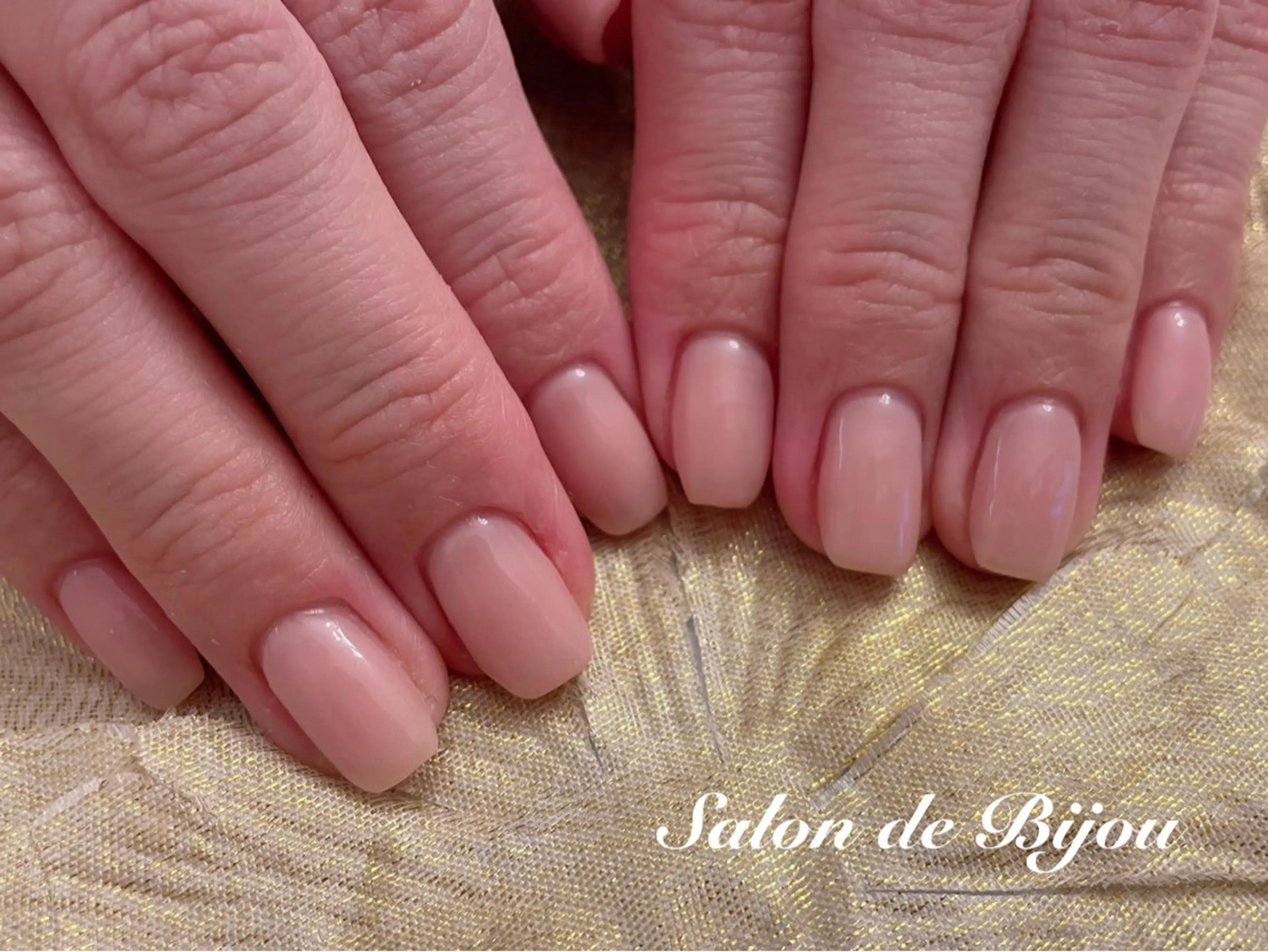 ネイル Salon  de Bijou所属・格谷 和歩の眉毛・アイブロウイメージ