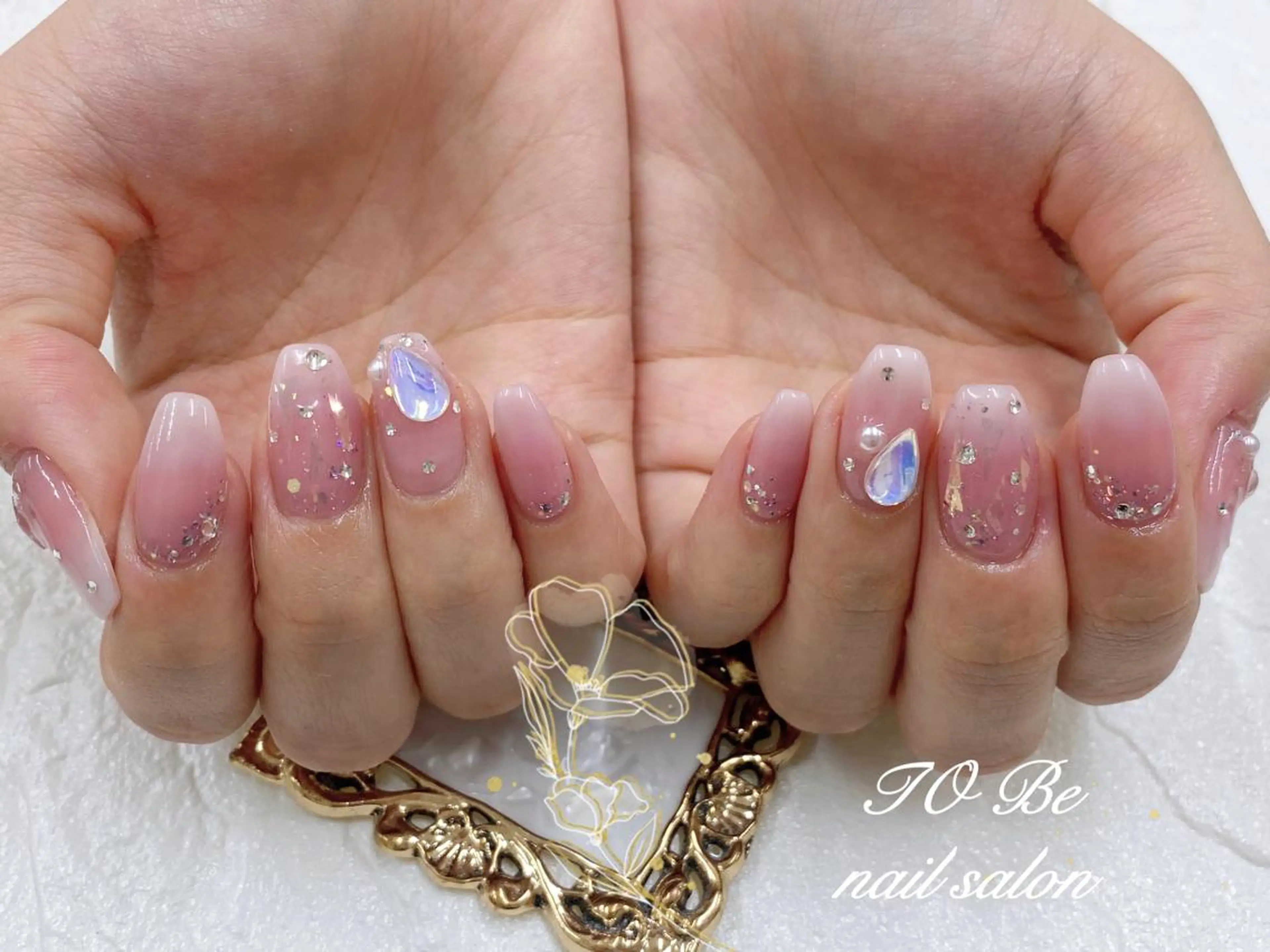 セミロング ネイル ハンドネイル ハンドケア Nail Salon To Beのネイルデザイン