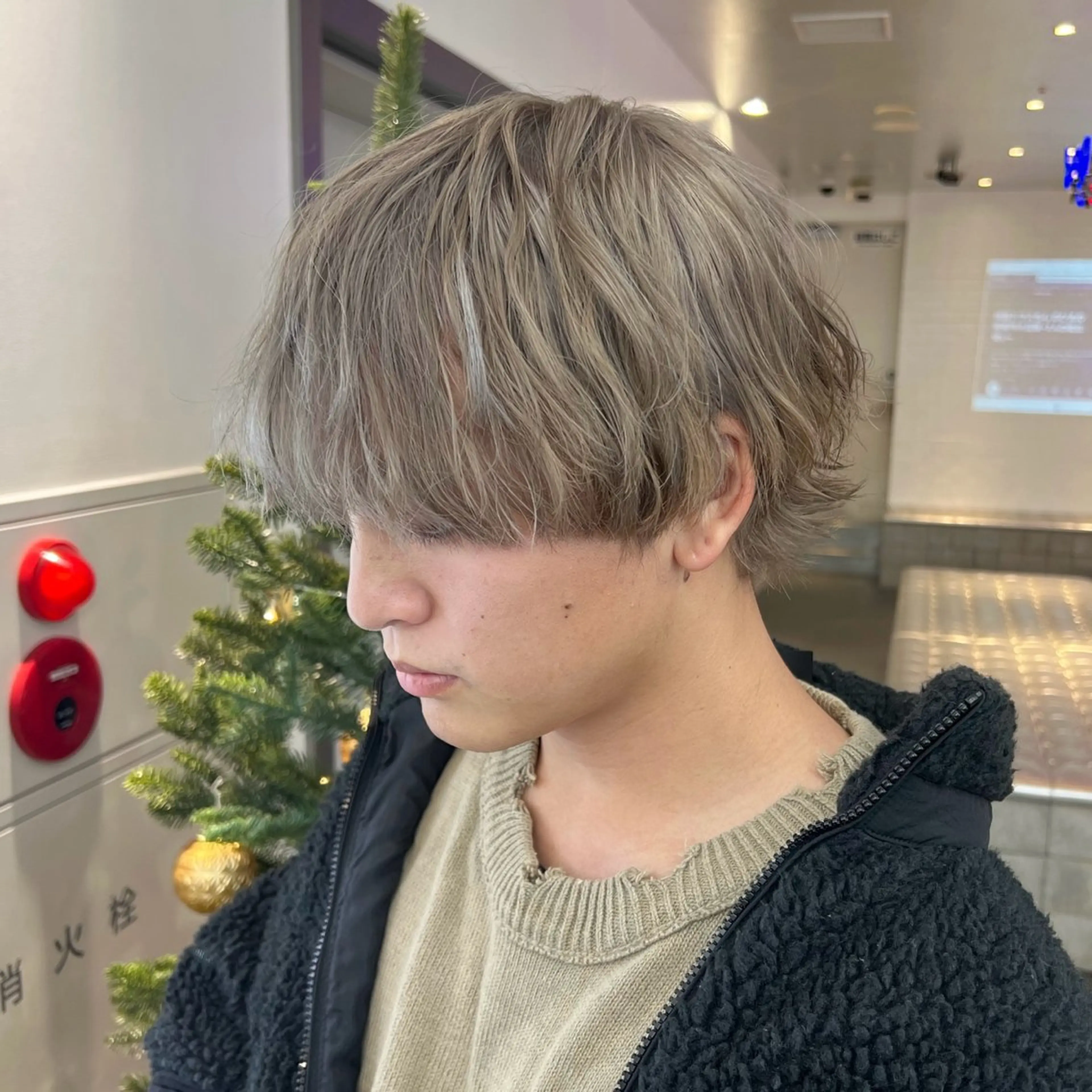 🏄‍♂️メンズ限定🏄‍♂️ブリーチ＋カラー＋トリートメントの写真