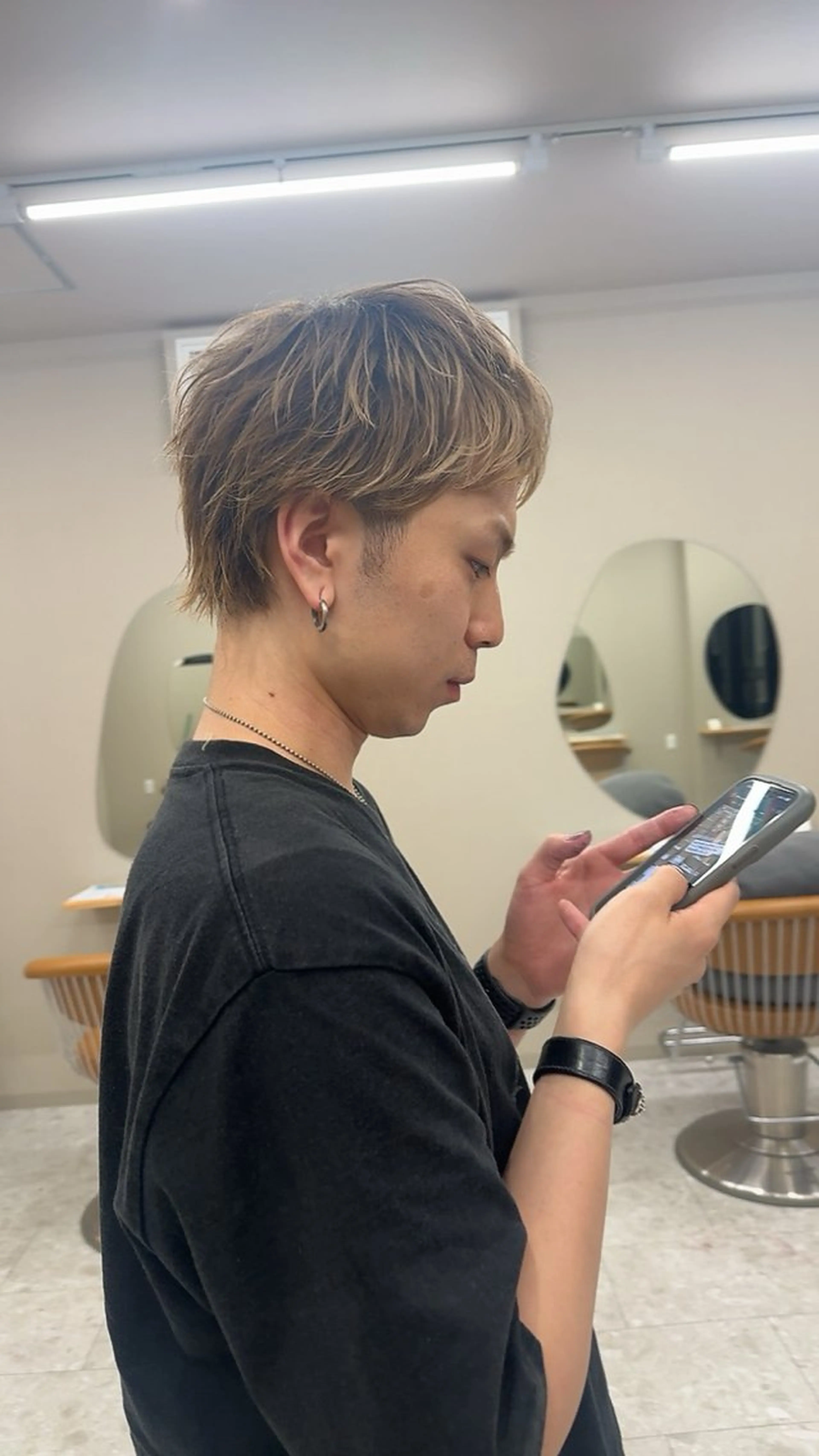 ショート カット ヘアカラー 髪質改善＆ハイトーンカラー Cica神戸三宮元町店所属・福田 美波のヘアスタイル