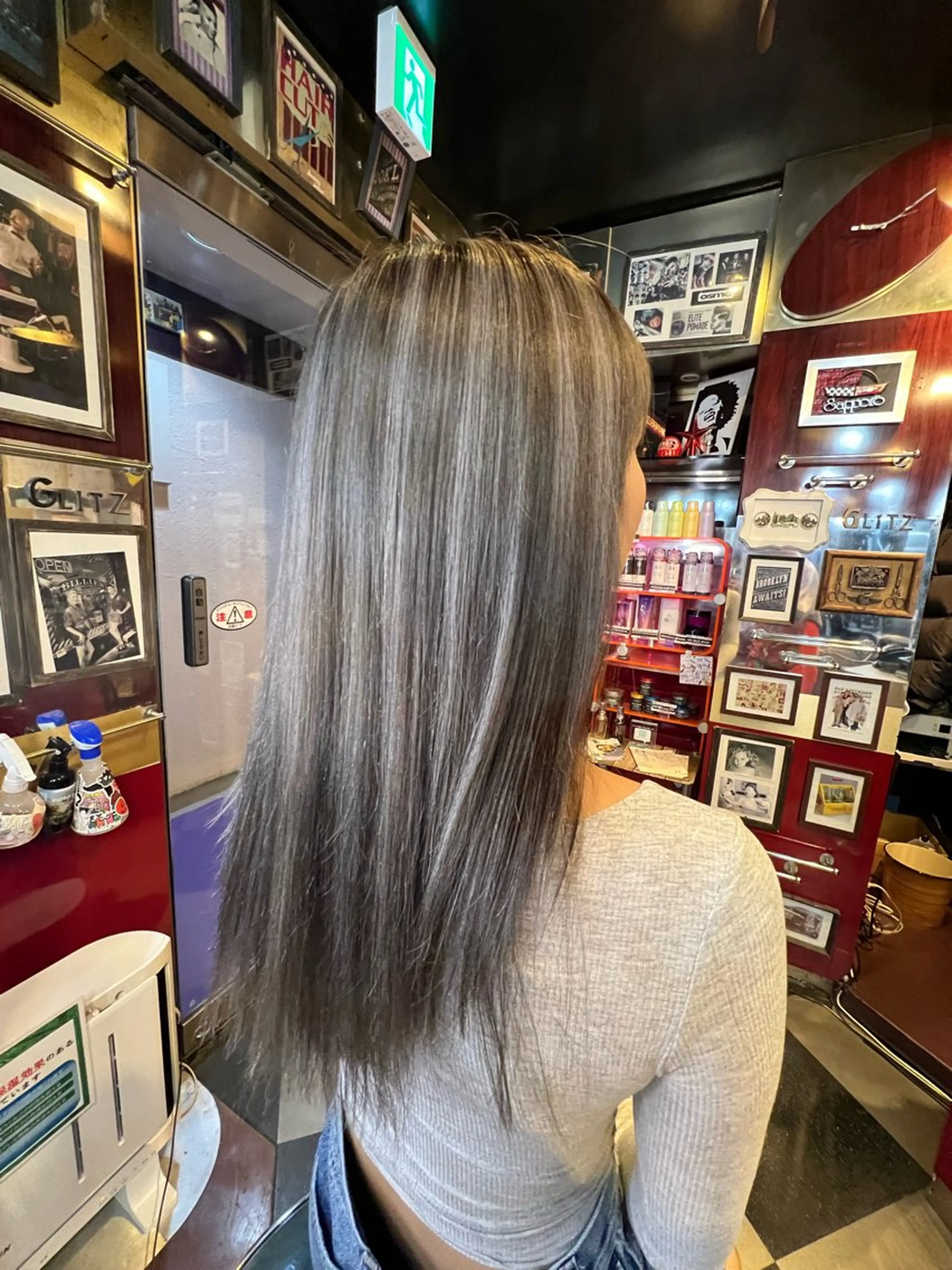 ミディアム ハイライト 横浜ショートカット/ レイヤー/ 平林侑馬のヘアスタイル