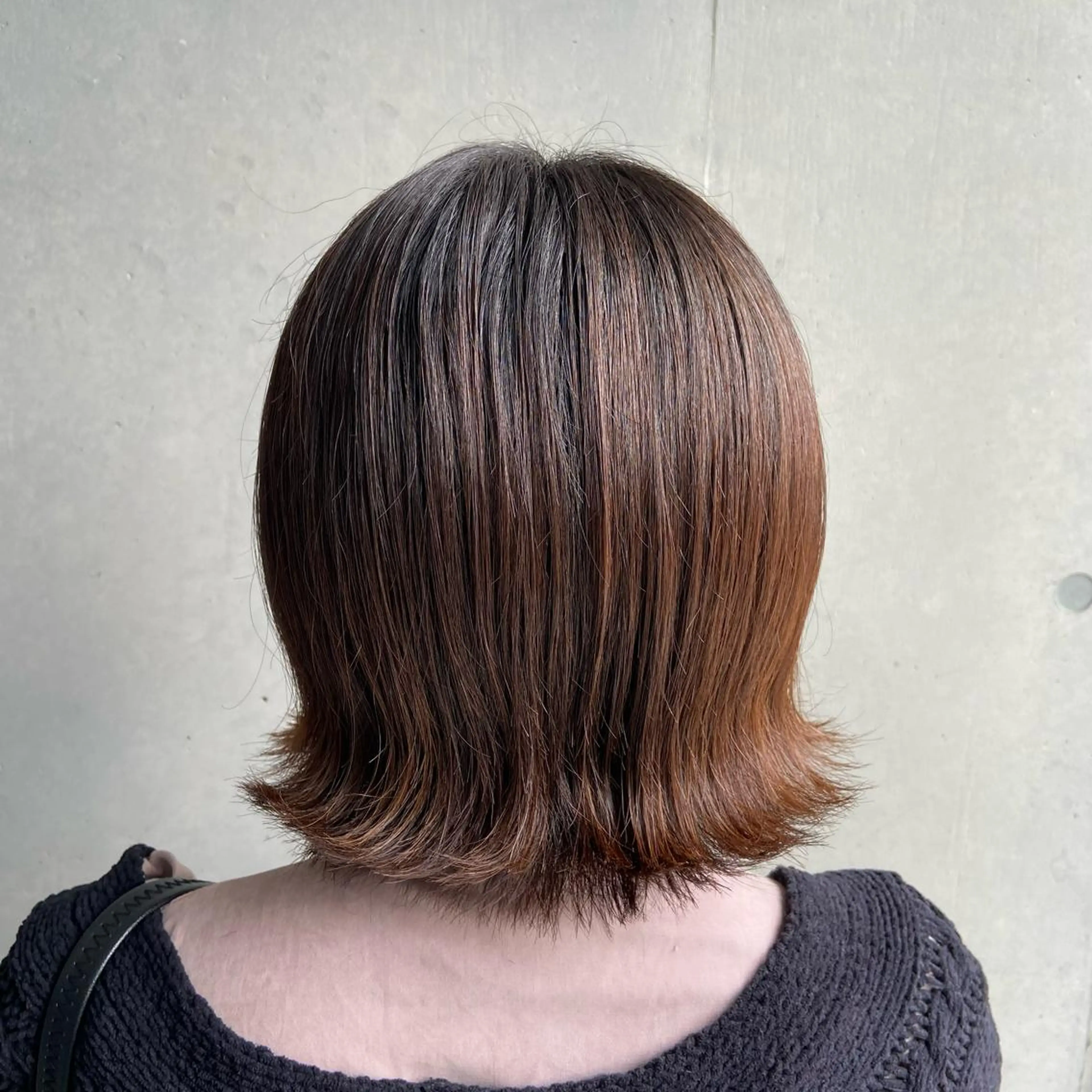 ミディアム カラー 外ハネヘア インナーカラー指名 No.1菊池柊真のヘアスタイル