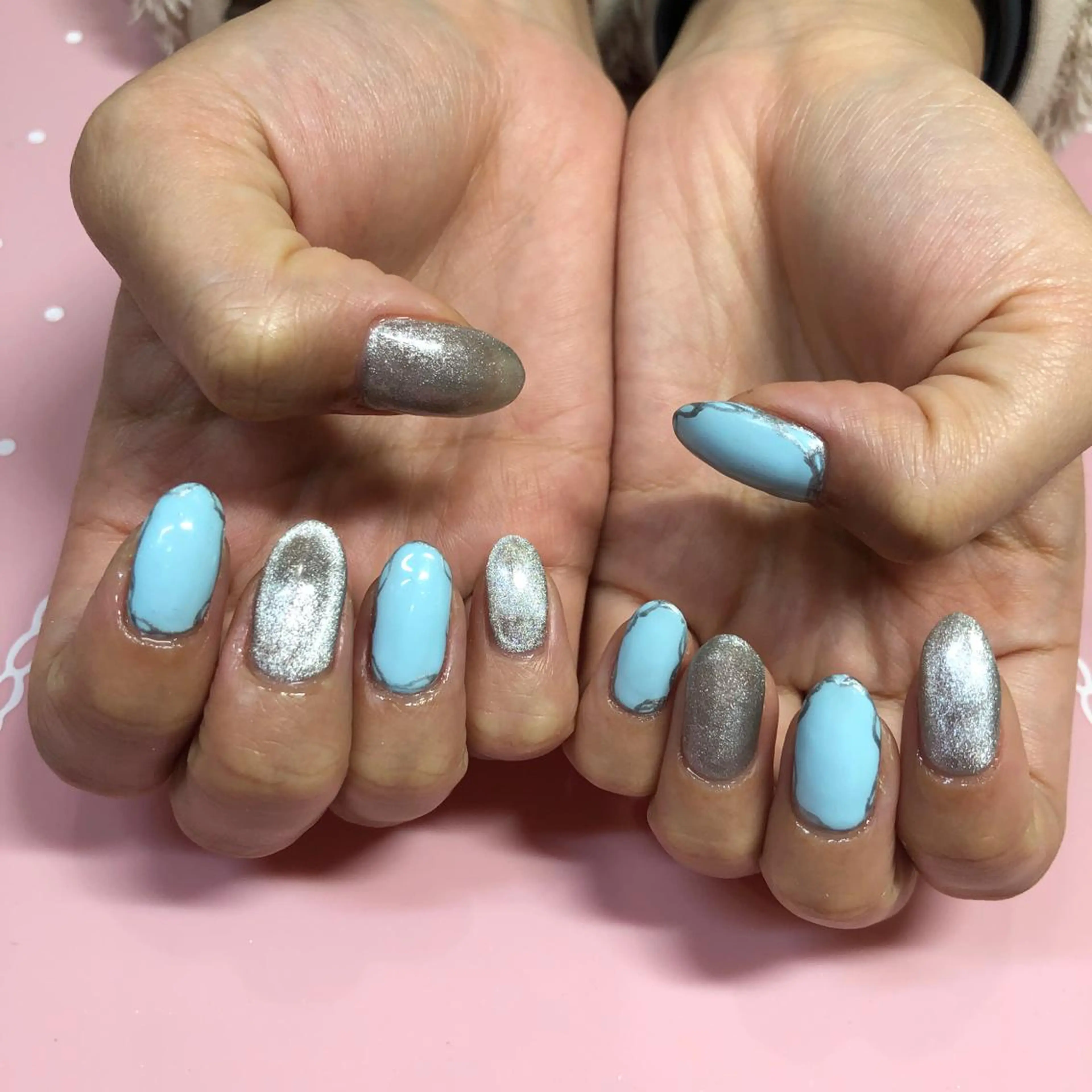 ショート ネイル マグネットネイル ハンドネイル 《LB》ラブリエ Nail&eyeのマツエク・マツパデザイン